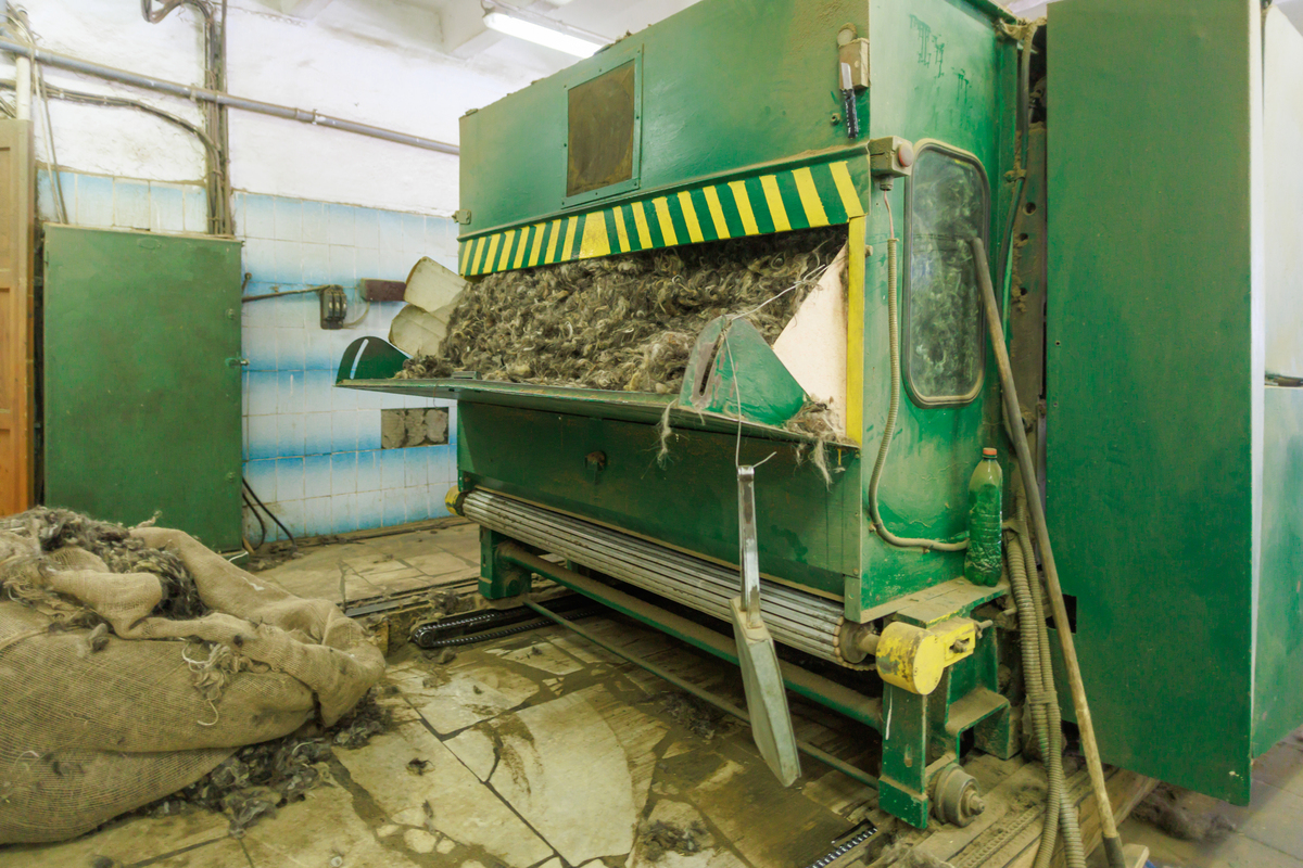 草料固化成型机方案可行性分析：节能环保、成本低、操作灵活