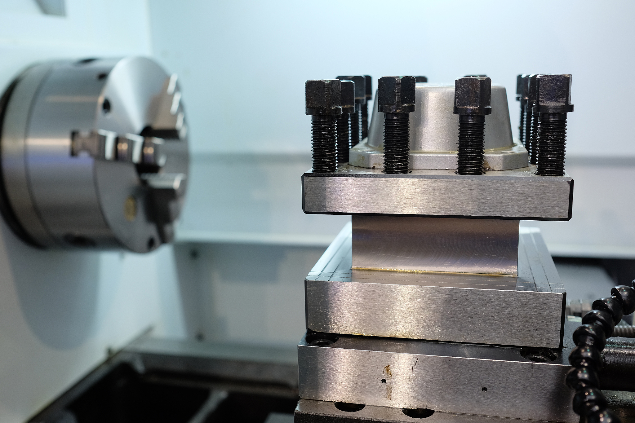 刀具制造机器:揭秘刀具精密加工的奥秘 刀具制造机器:揭秘刀具精密加工的奥秘