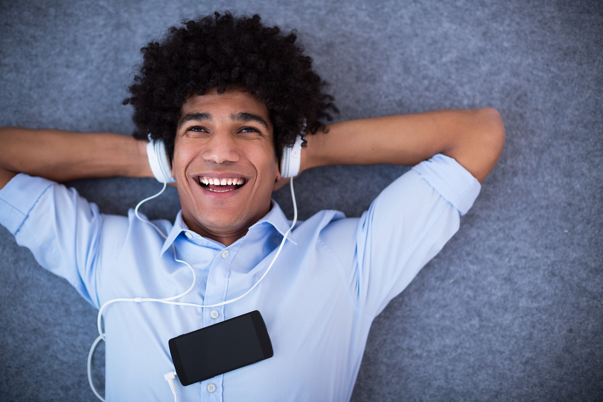 男儿有泪不轻弹是什么意思_词语男儿有泪不轻弹的意思