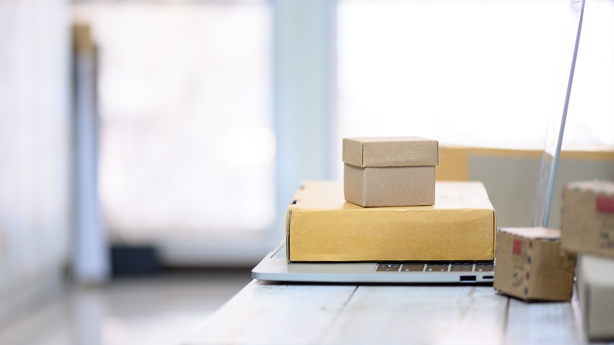 重庆2022年男生读电子商务学校好不好