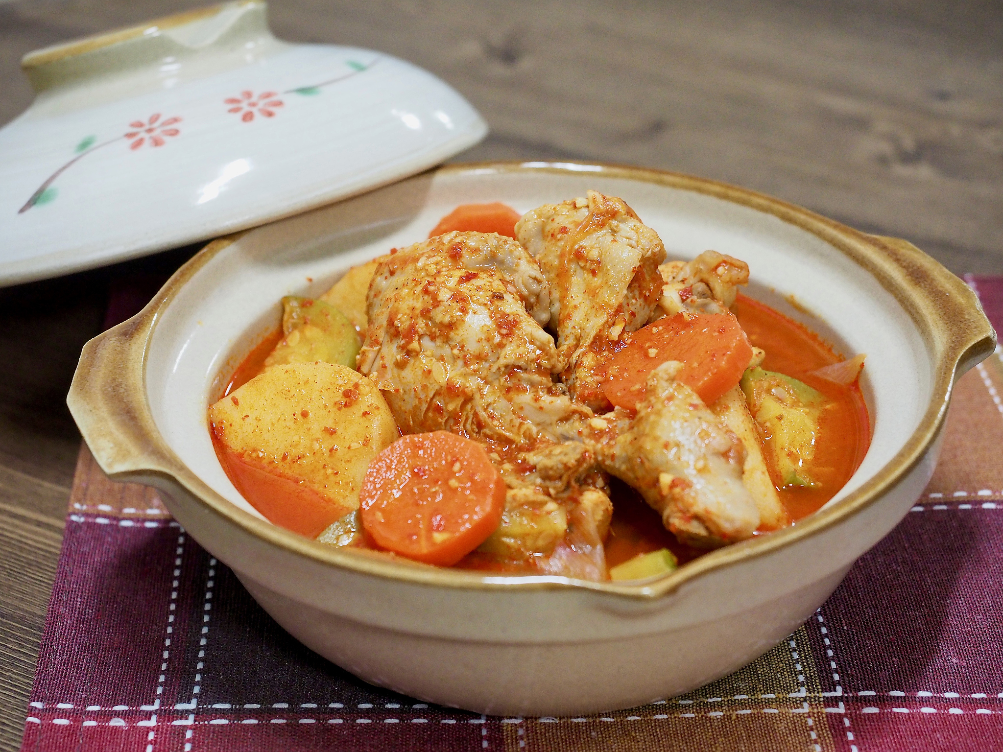 korean food braised spicy chicken