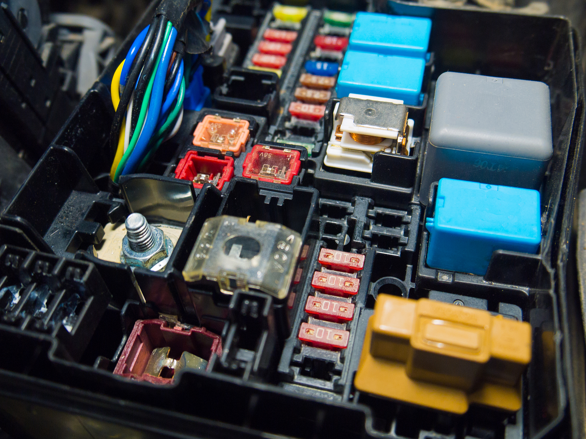 电脑不开机问题分析维修方法