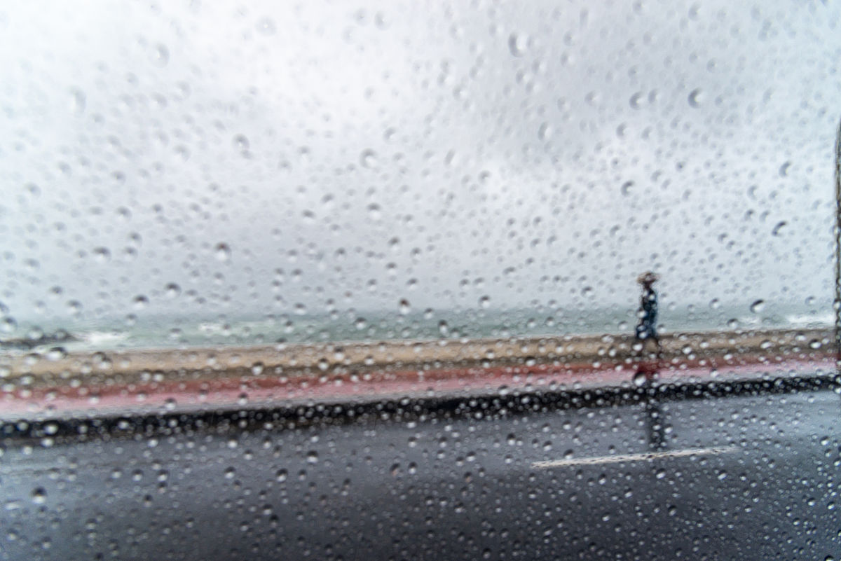 什么样的人会喜欢下雨天