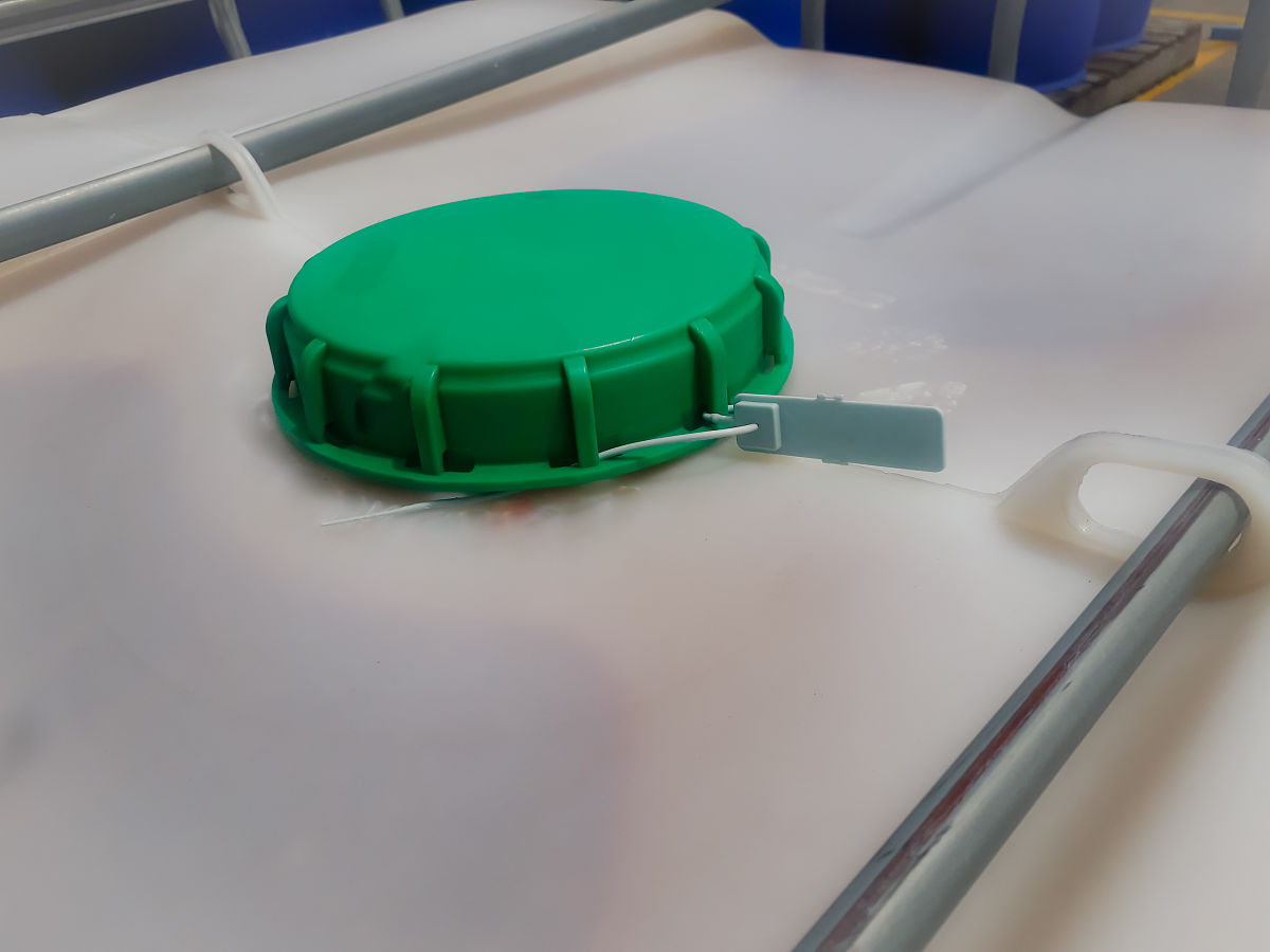 告别侧漏烦恼！全新防漏设计，滴滴珍贵不浪费