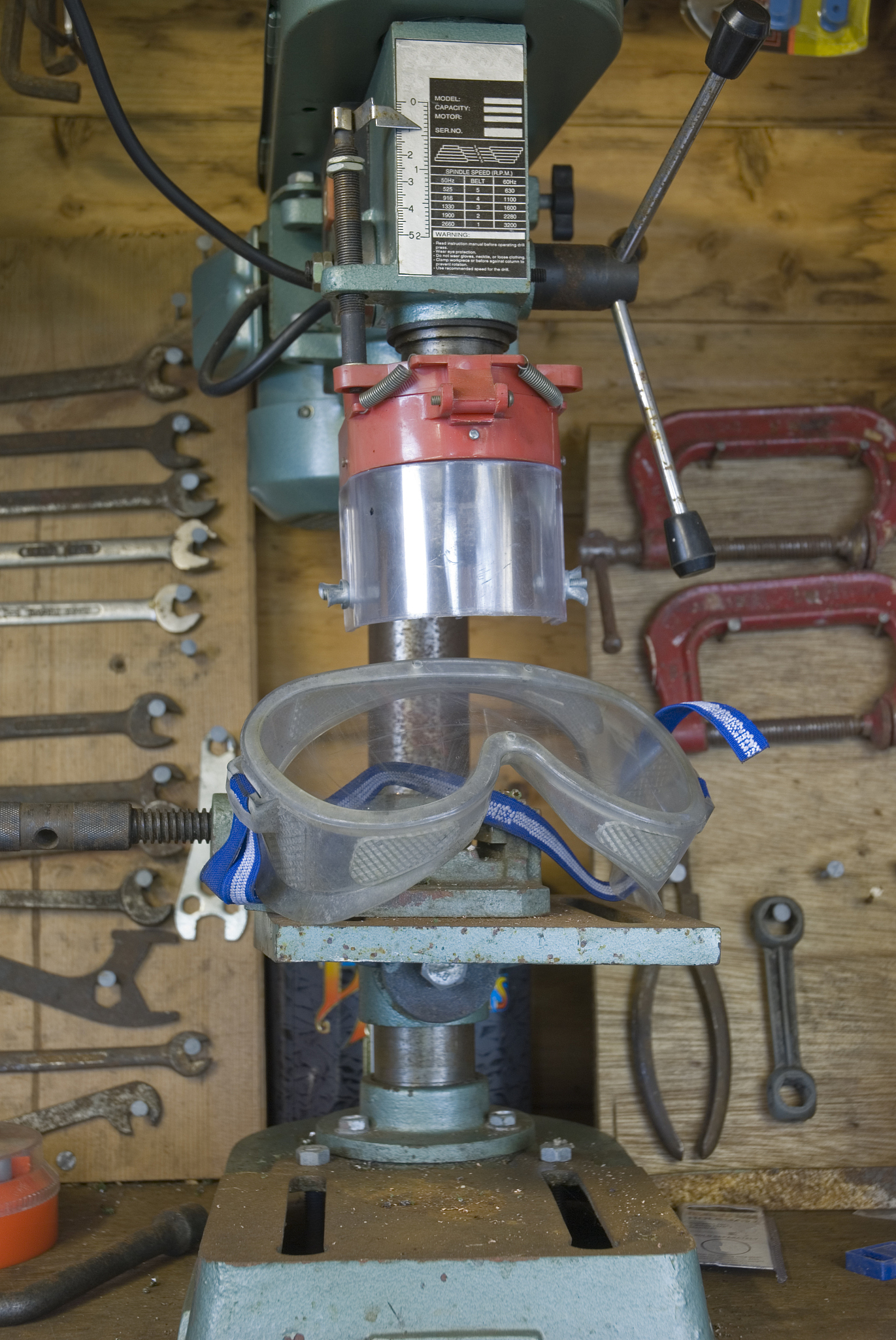 Fluid power actuator force翻译