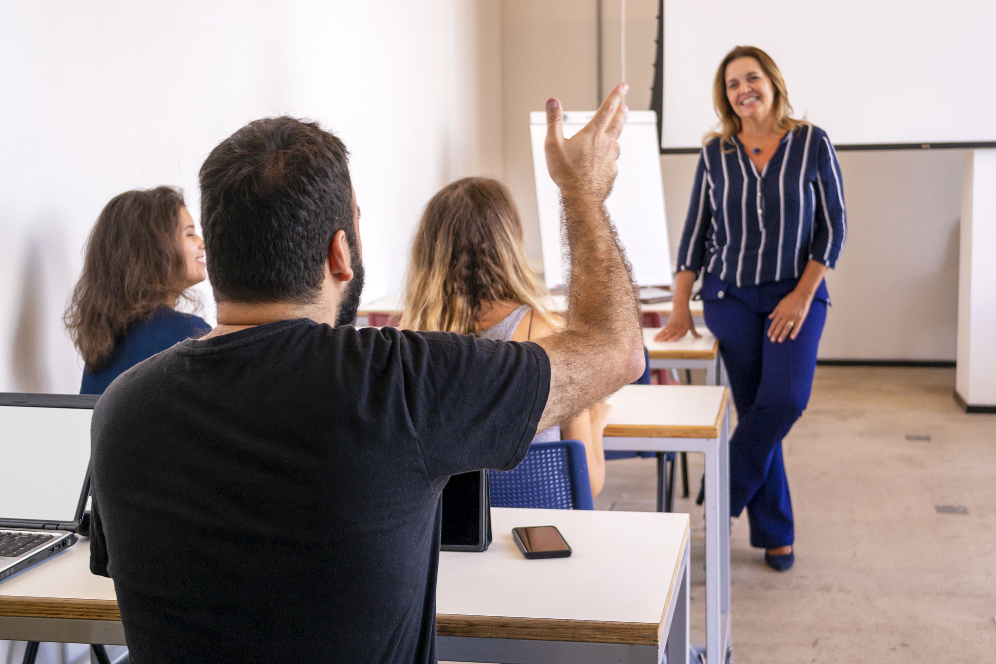 2020年六盘水铁路学校都有什么专业适合女生