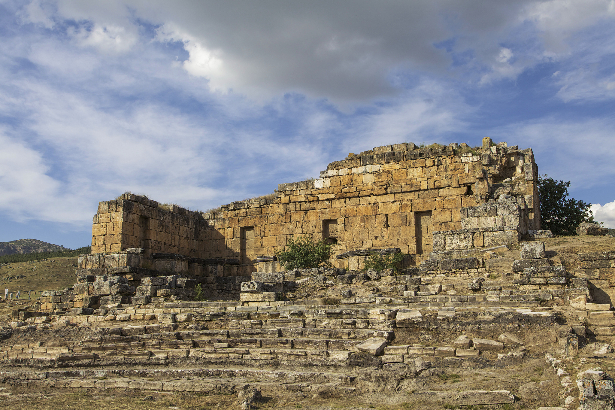 hierapolis ruins