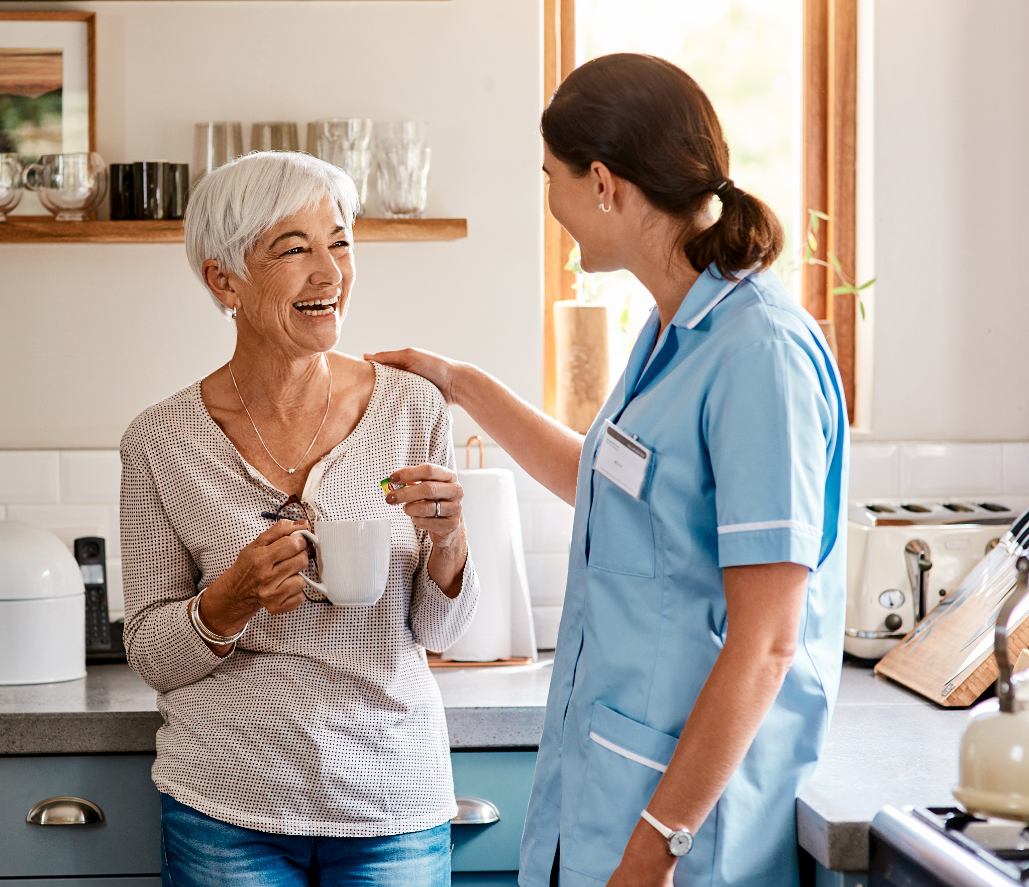 重庆市医药卫生学校助产专业前景分析：就业、发展空间与职业发展