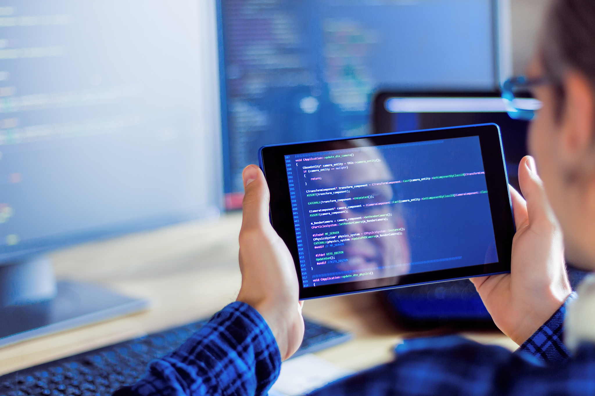 长沙涉外旅游职业中专计算机应用专业学什么？就业前景怎么样？