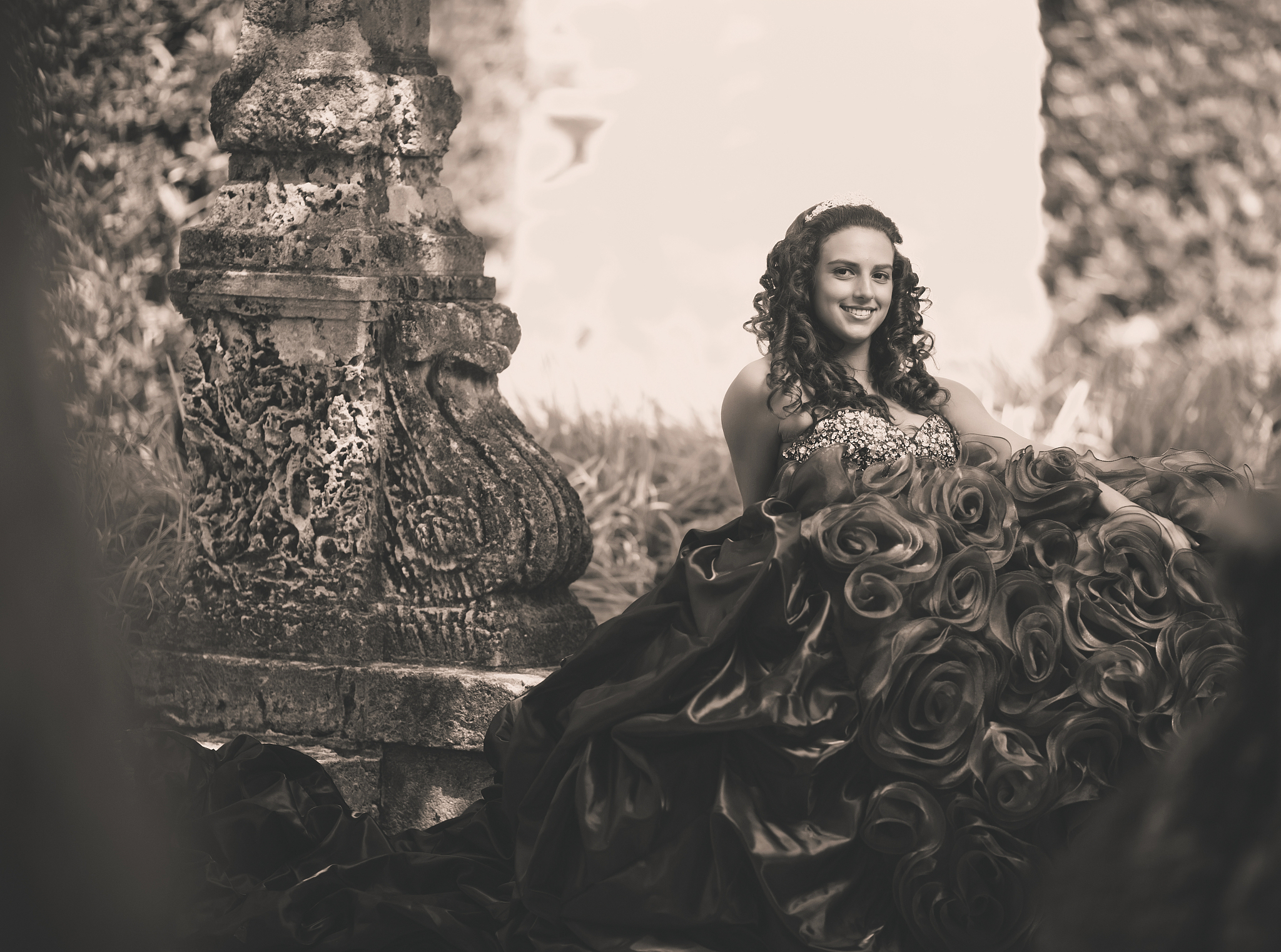 电影《伊丽莎白：黄金时代》中神话与传说在电影故事中的作用 本篇探讨了神话与传说在电影故事中的作用包括： 1 塑造人物形象； 2 强化情节冲突； 3传达主题思想。