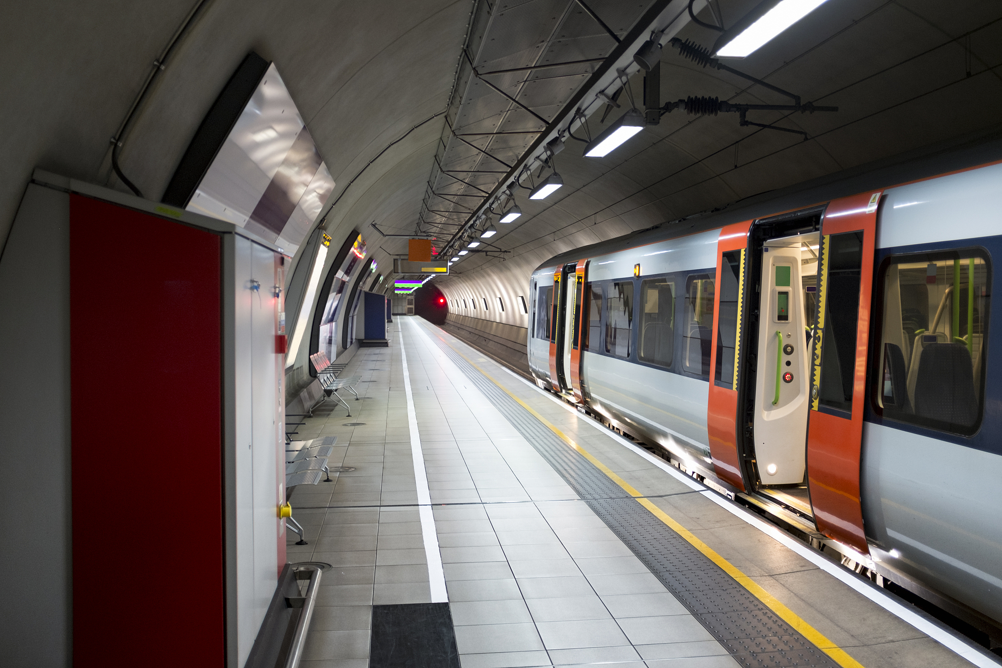 地铁专业英语课程设计：助力学生掌握行业英语技能