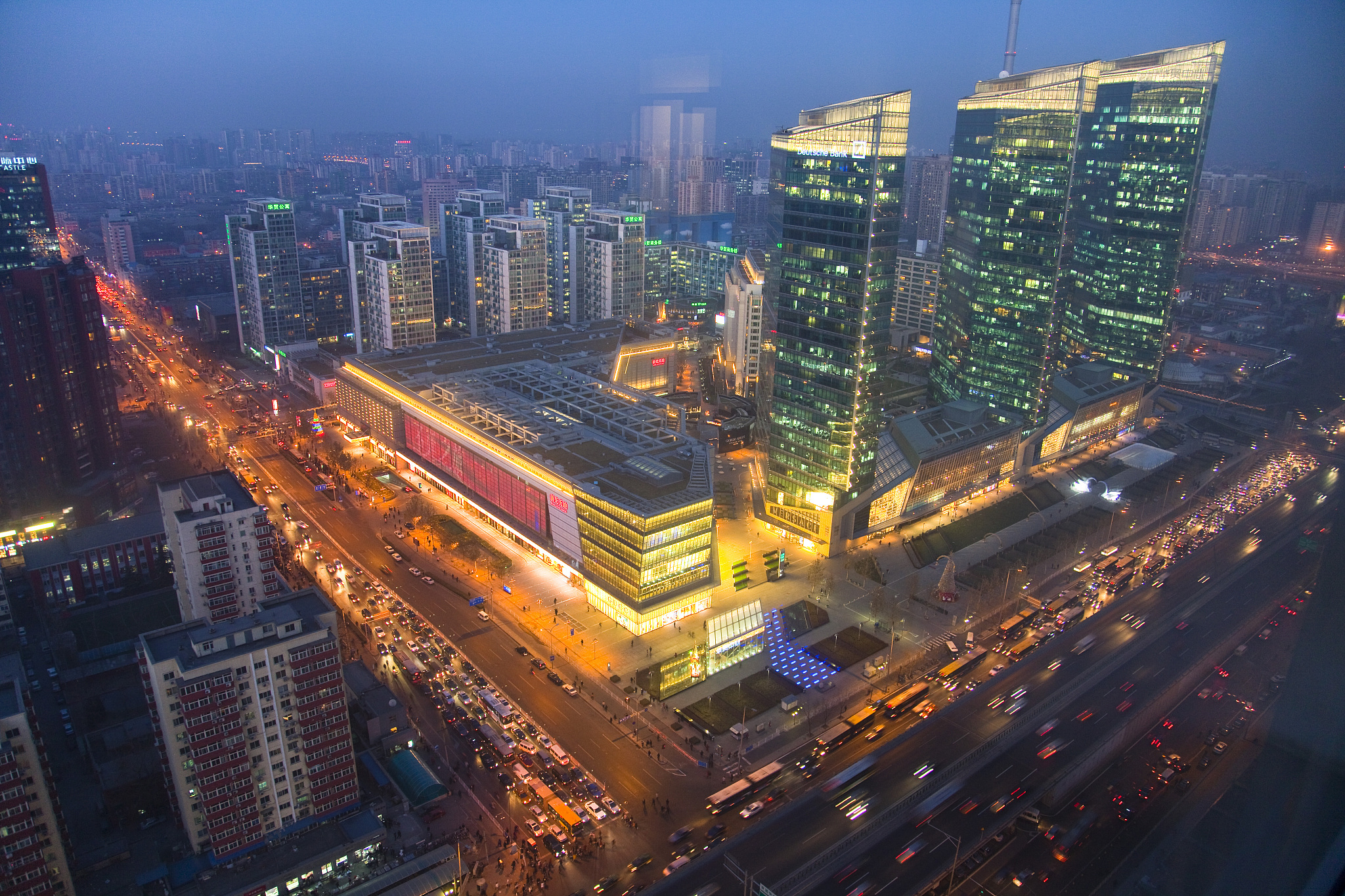 中国北京cbd,新光天地华灯初上