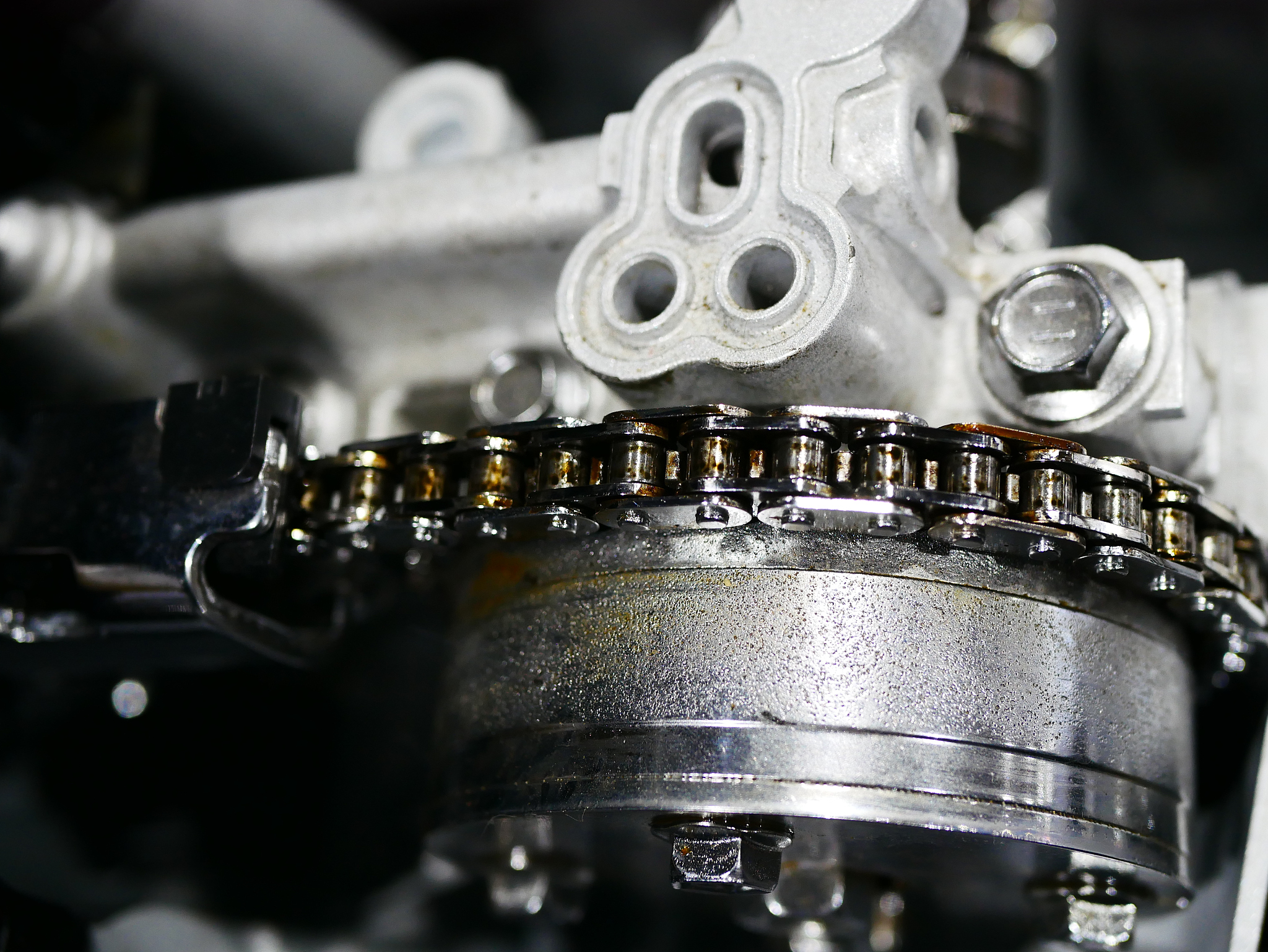 CVVT发动机技术解析：提升燃烧效率、动力输出和环保性能