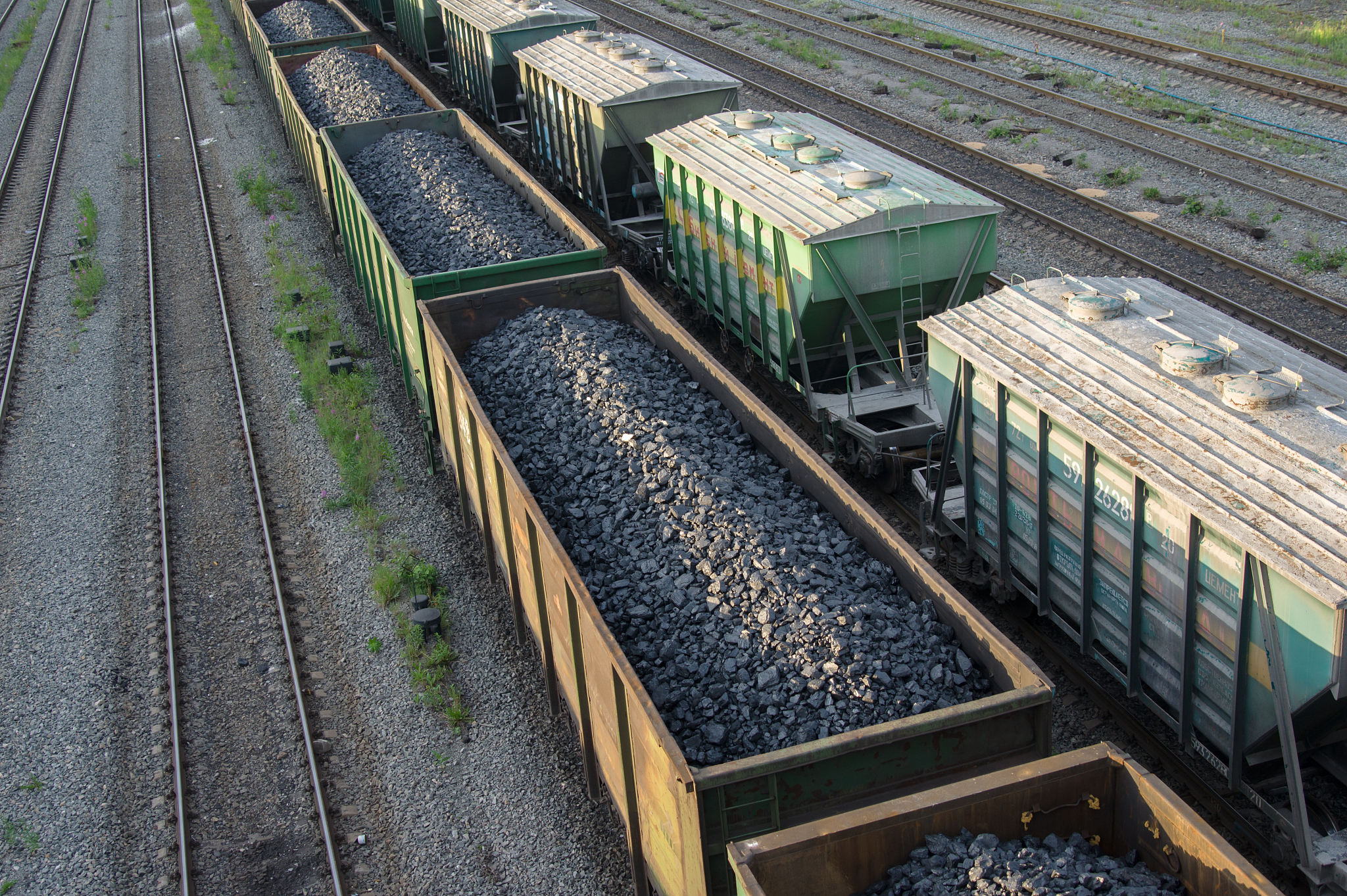 铁路煤炭运输存在的问题及对策探讨开题报告