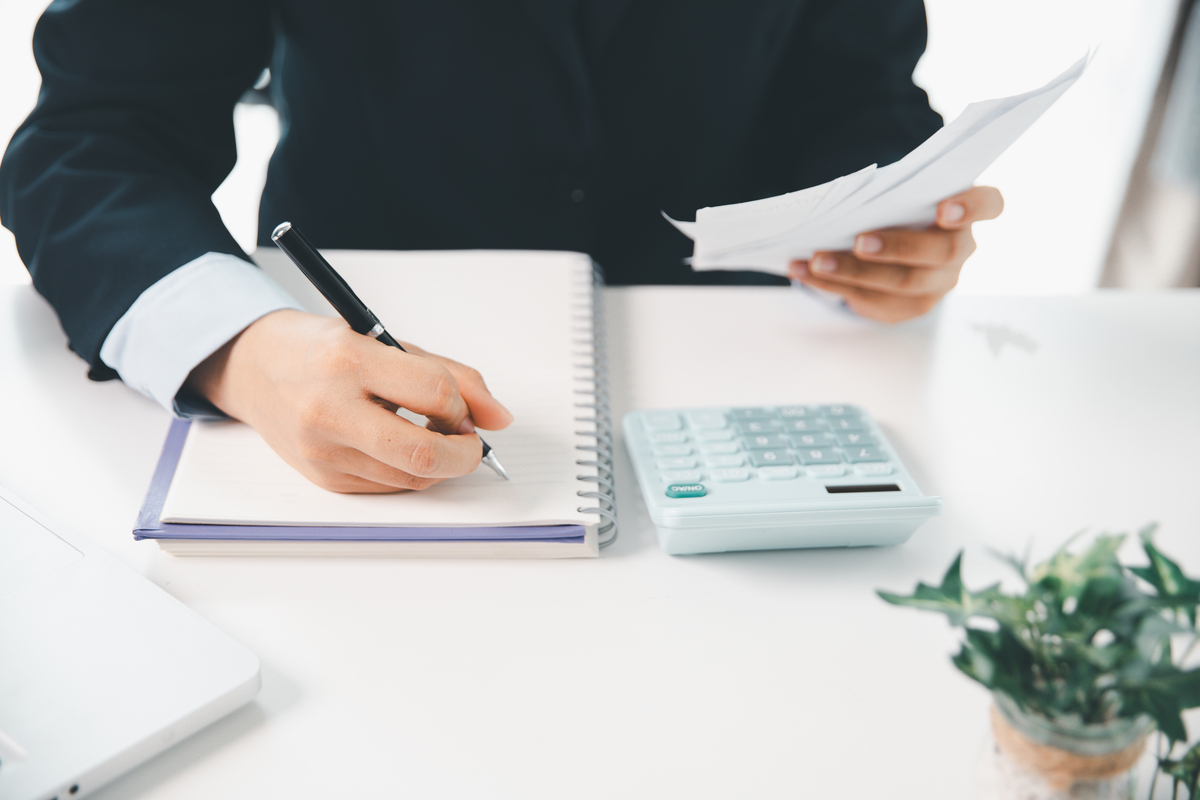 信用卡欠款逾期怎么办？教你解决方法！