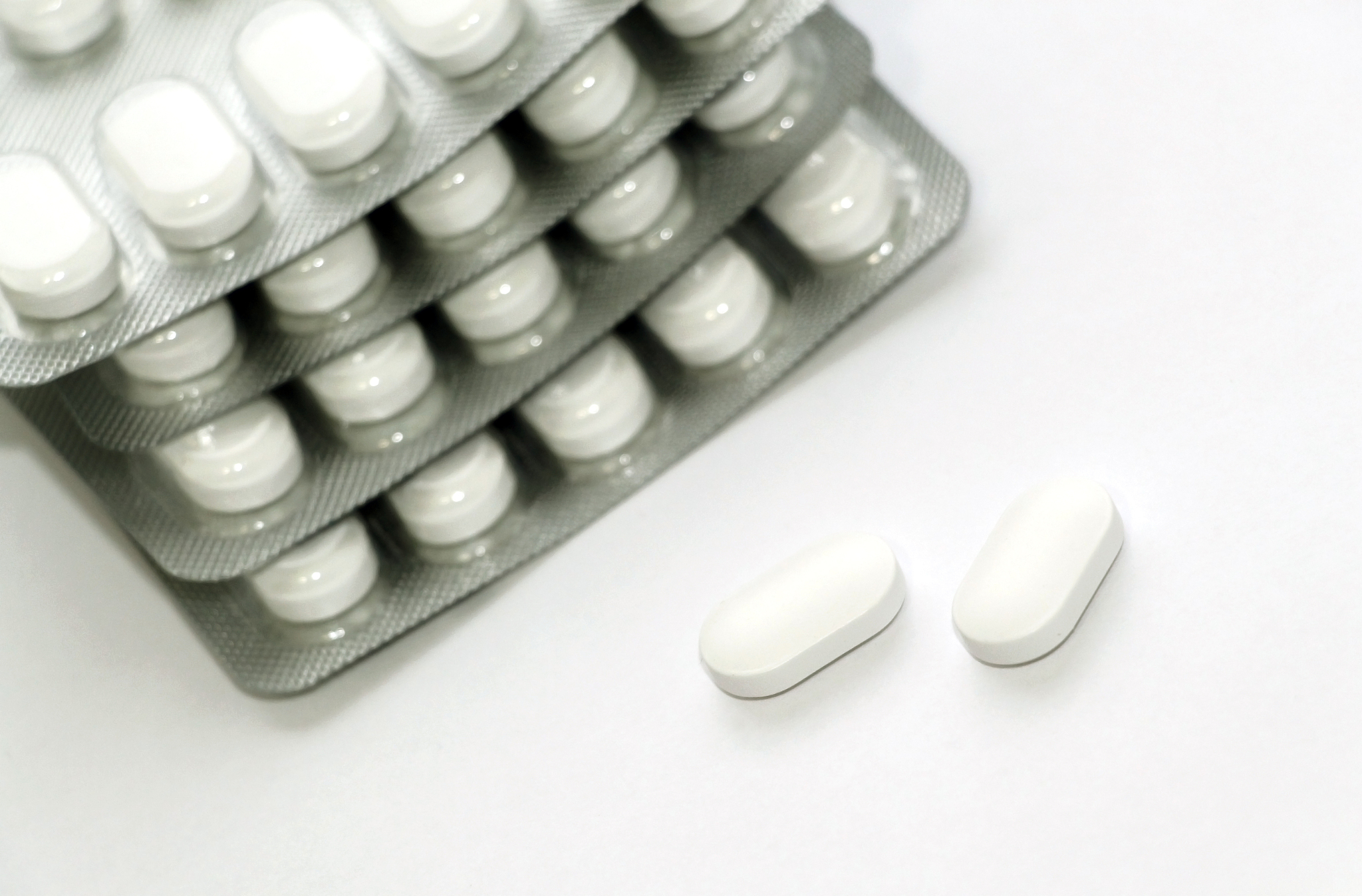 white pills.