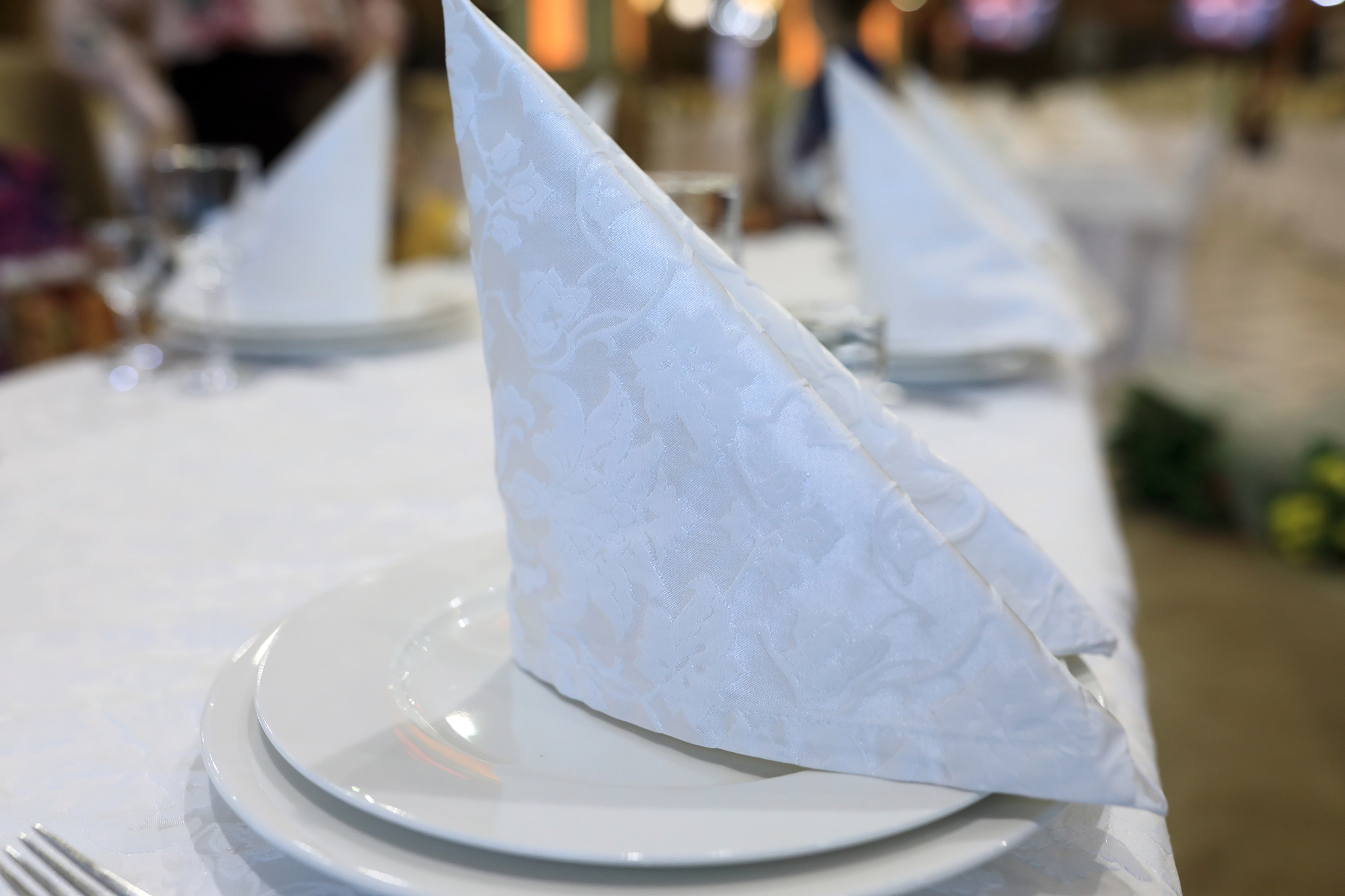 酒店餐饮口布颜色区分指南：如何选择合适颜色？