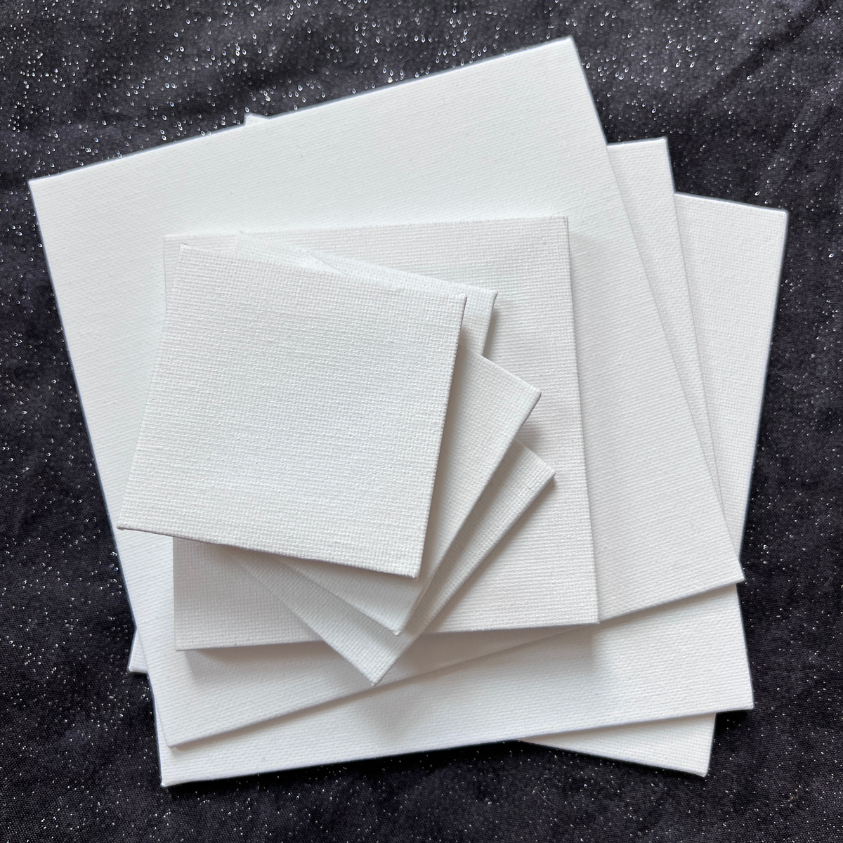 杜邦纸：轻薄耐用、防水、抗化学腐蚀的优质合成纸张