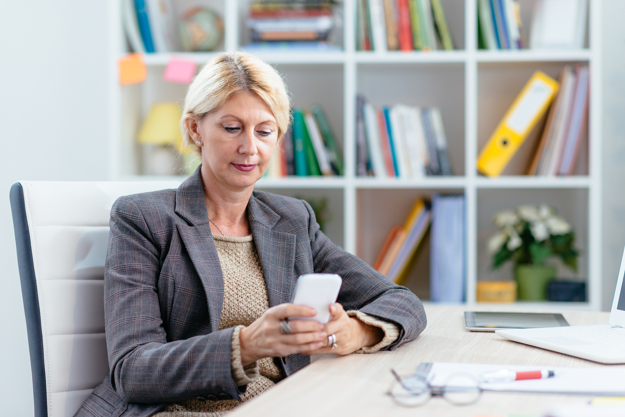 如何给领导发短信