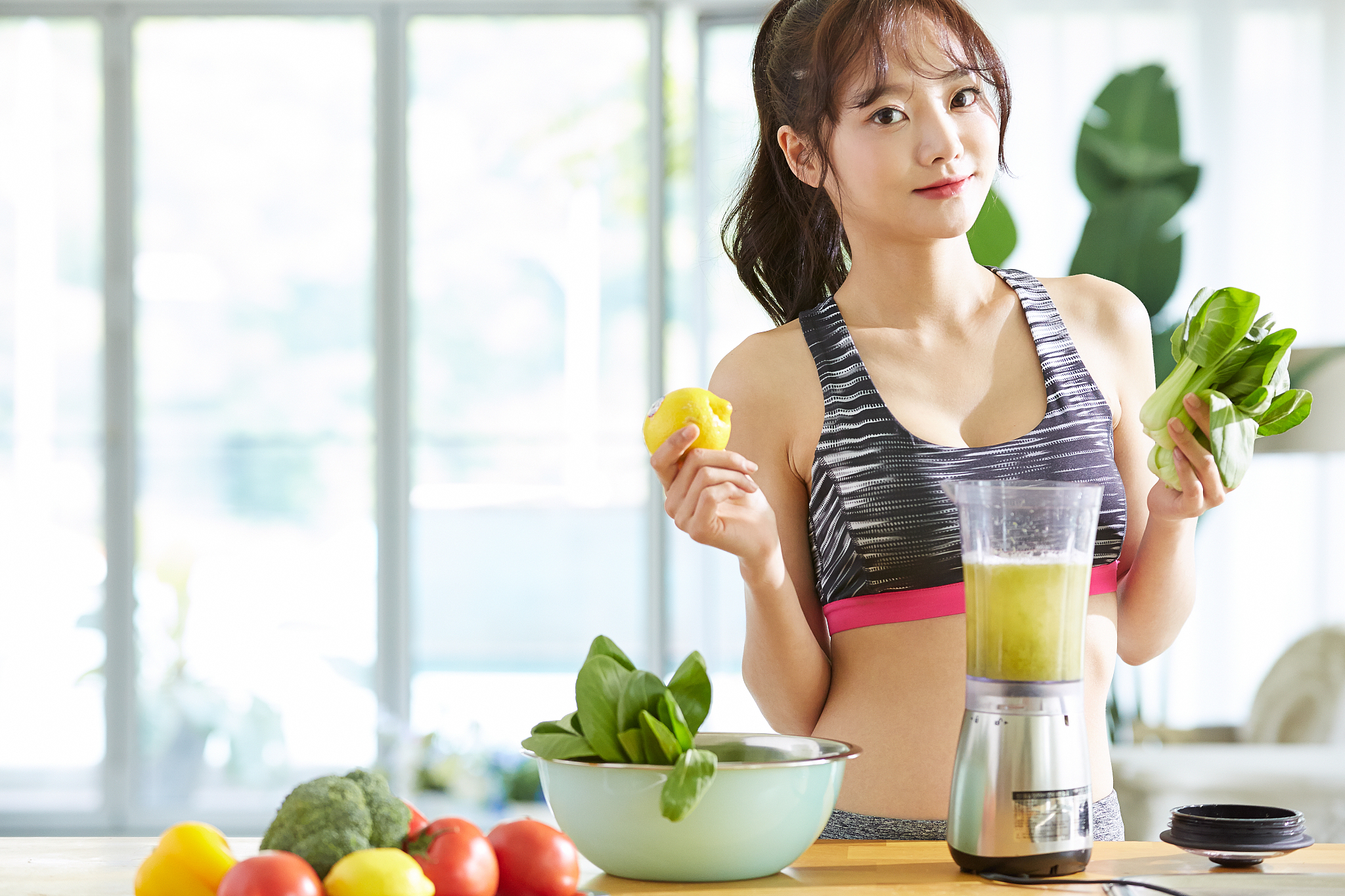 请帮我写1篇650字博客文章主题是：过午不食减肥法