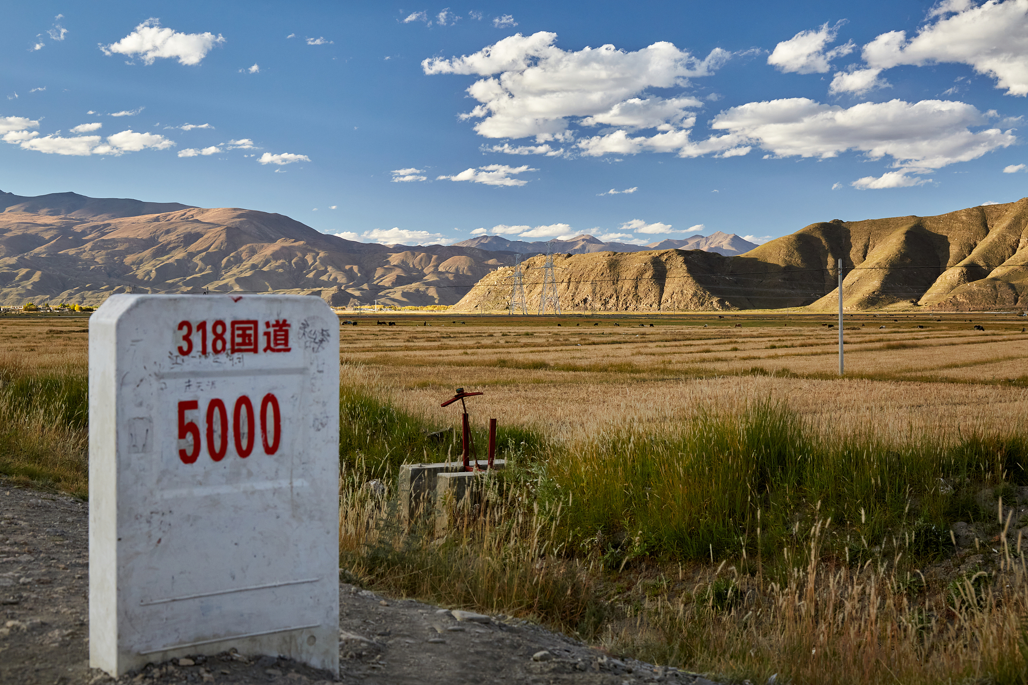 与界碑共舞，留下你的旅程印记