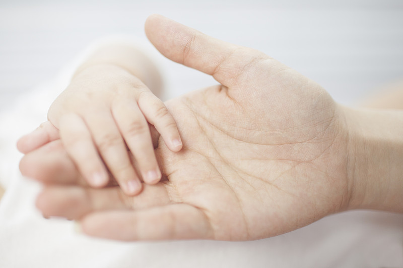 留守儿童现状调查报告：困境、问题与解决方案