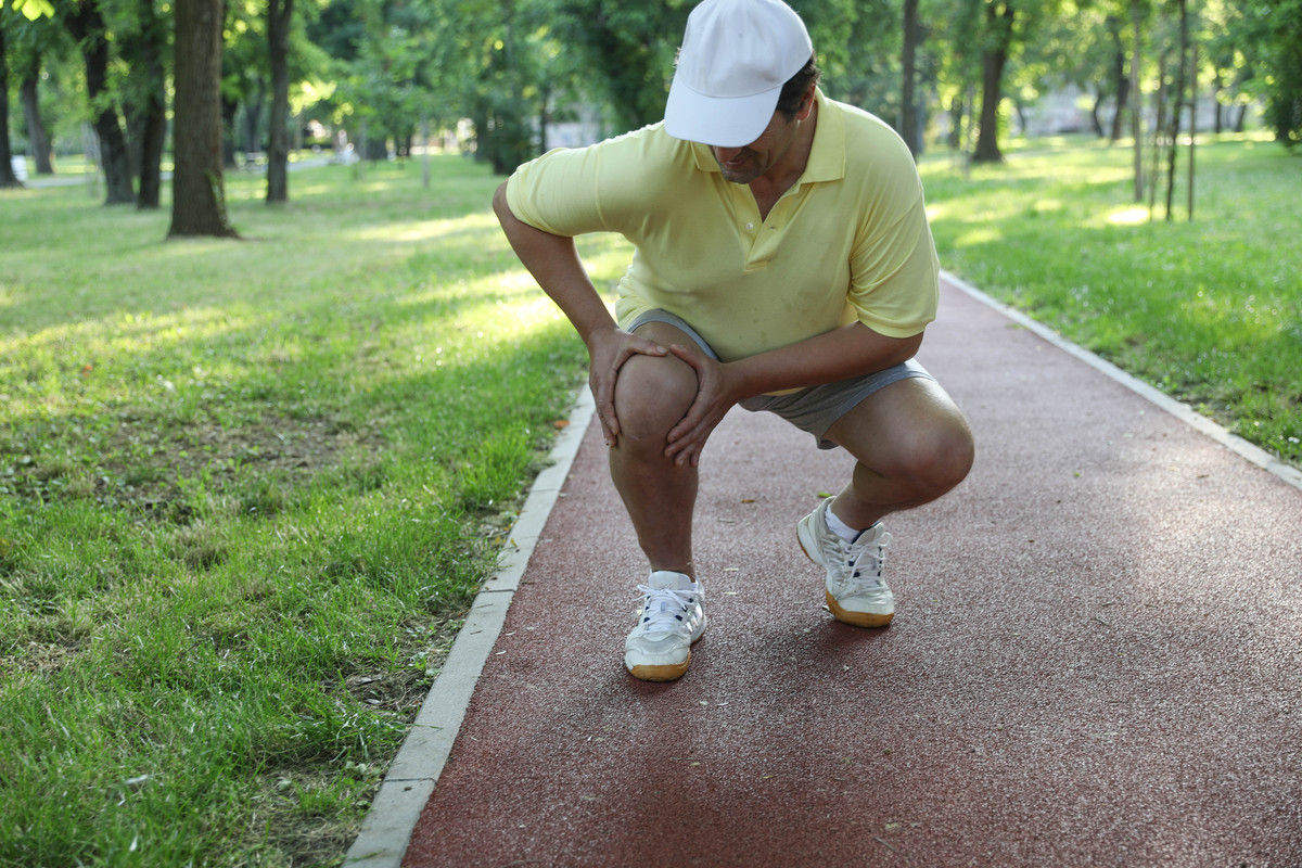 散步 vs 骑自行车：哪个对膝盖伤害更大？