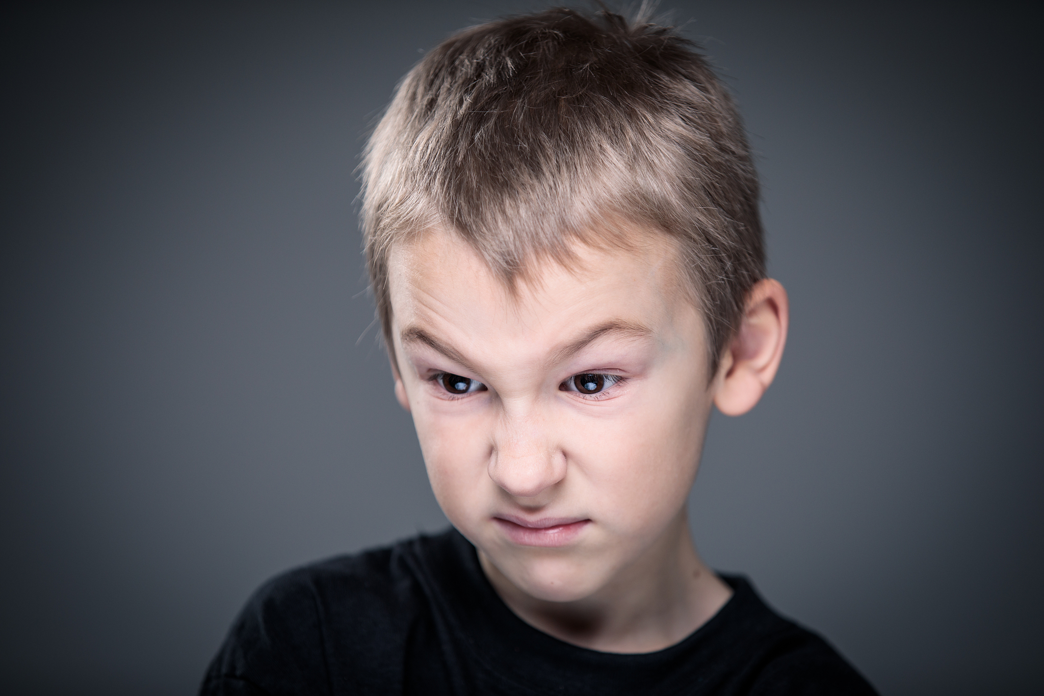 以你最近一次哭的原因是什么？为题写一篇文章1200字重新编写标题