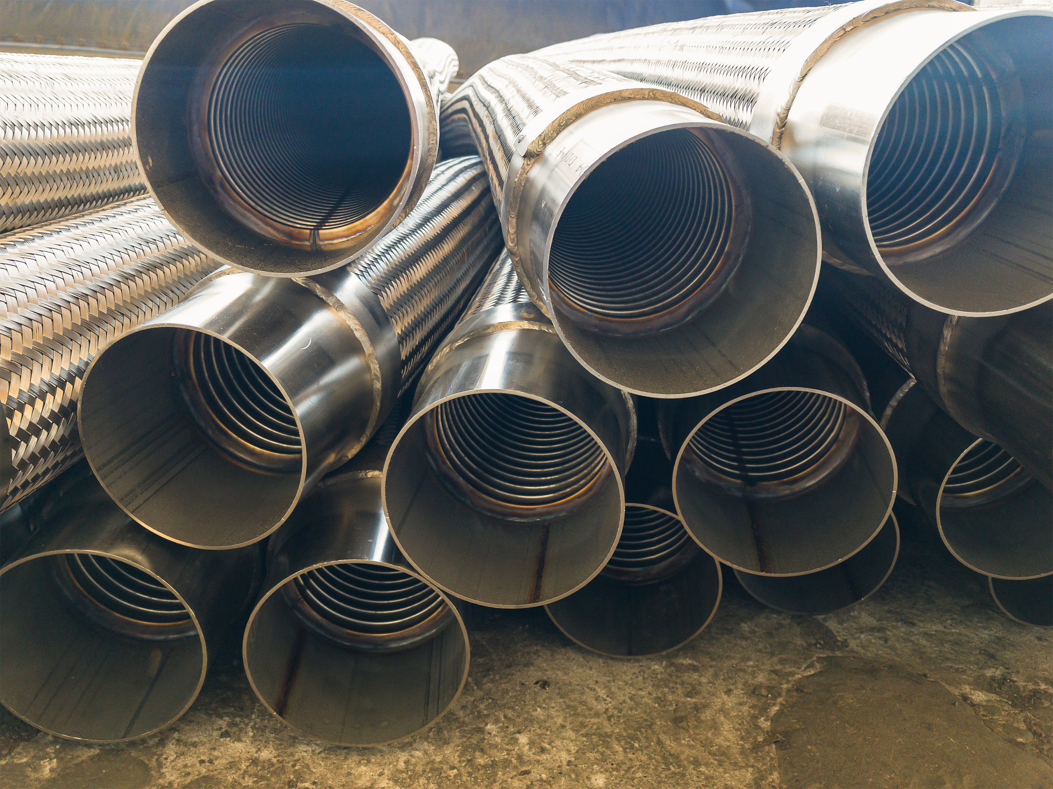 Steel Pipe Supplier | High-Quality Pipes for Construction Projects | Global Delivery