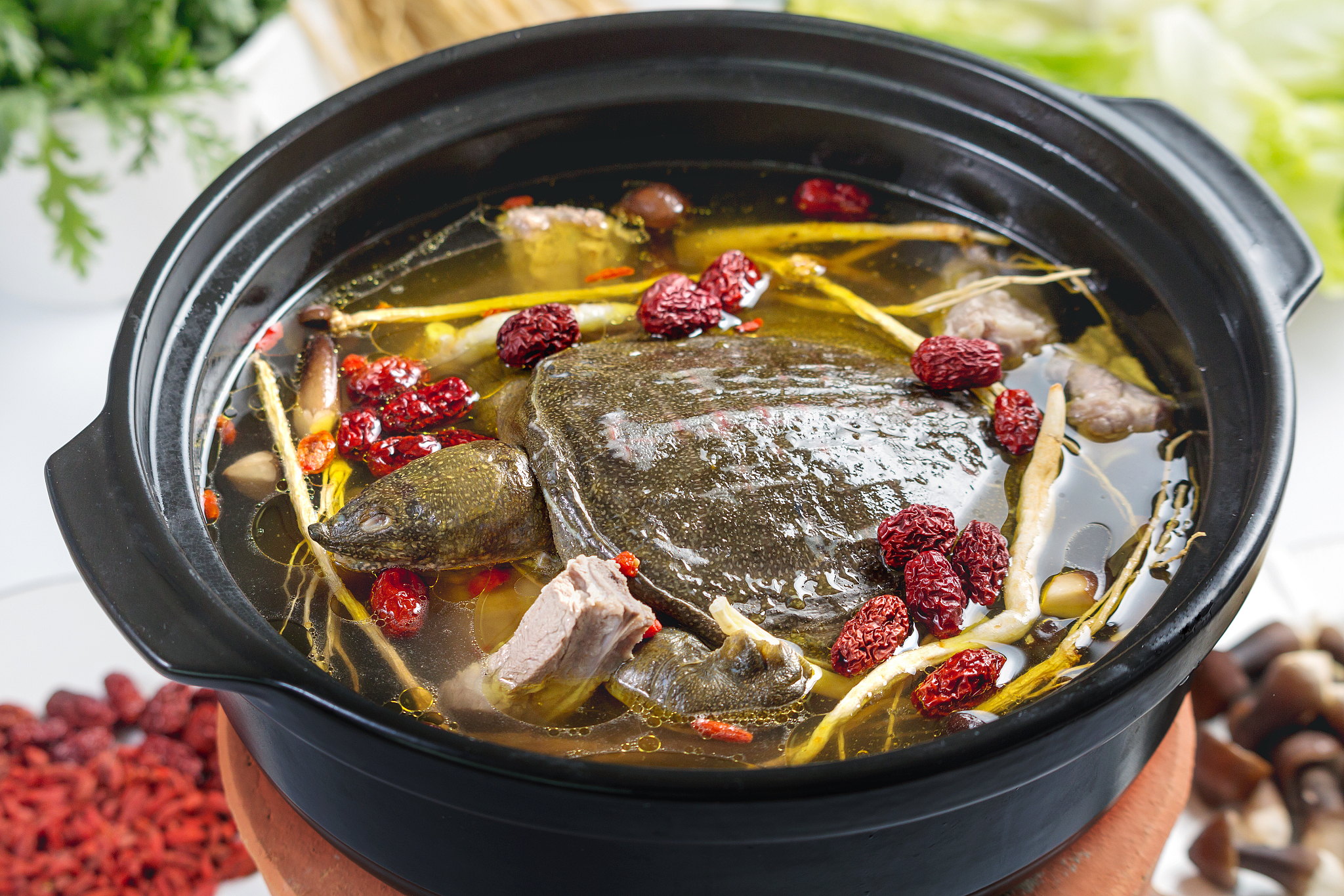 甲鱼汤怎么炖才鲜美？ - 营养美味的烹饪技巧分享