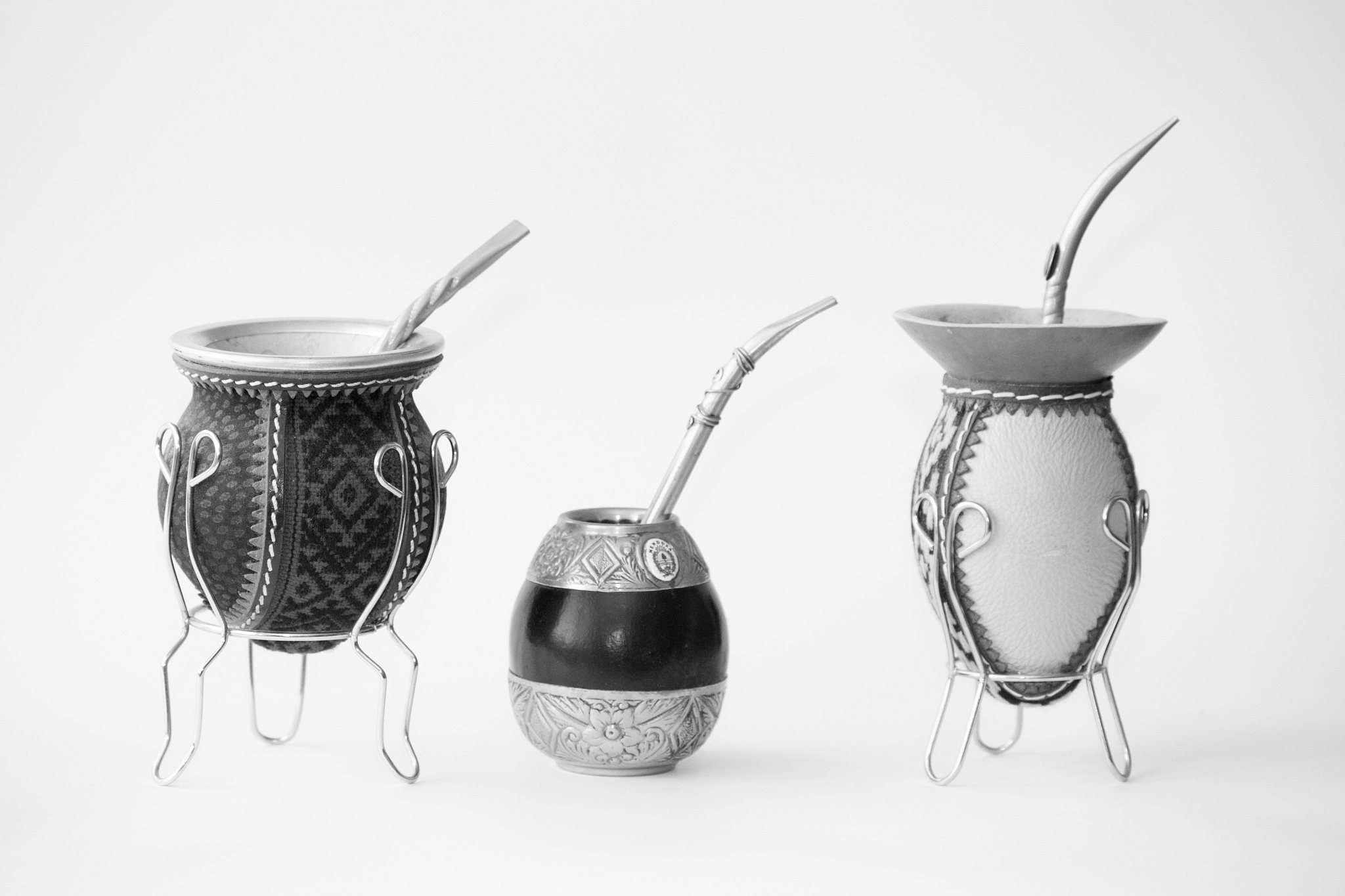 mate collection in black and white