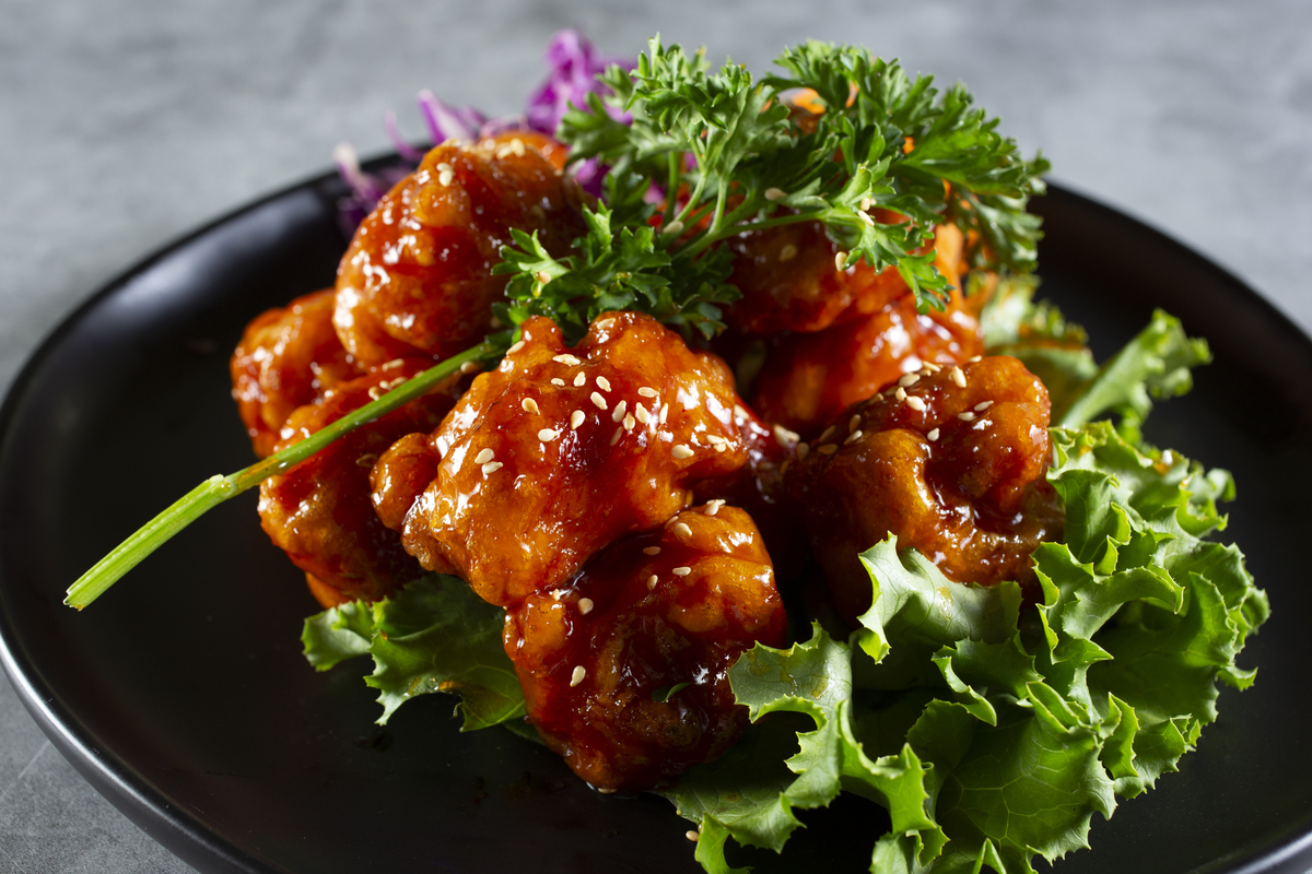 写30字糖醋里脊、辣子鸡的好评