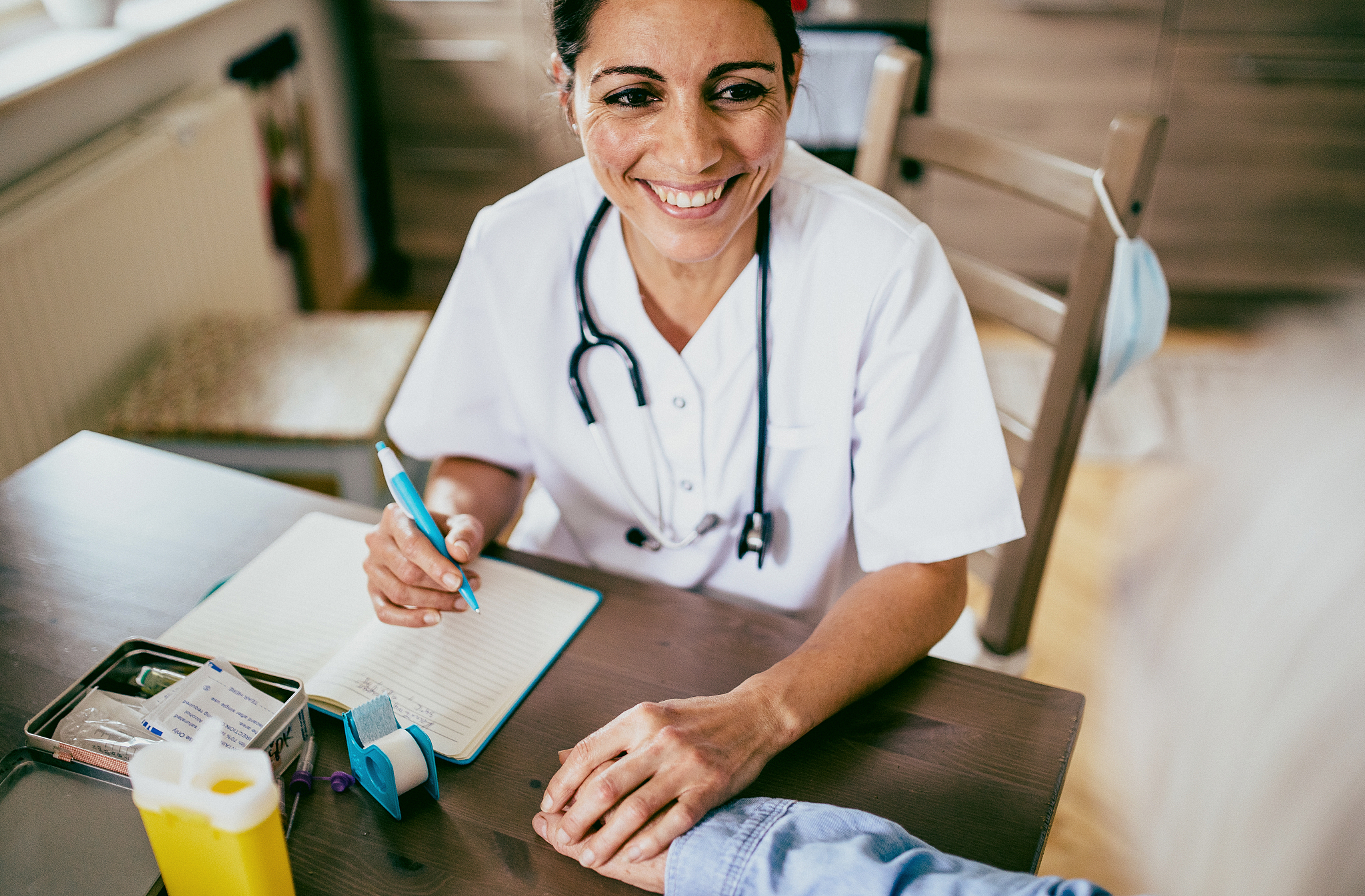 四川护理职业学院招生办联系电话 - 培养优秀护理人才的优质选择