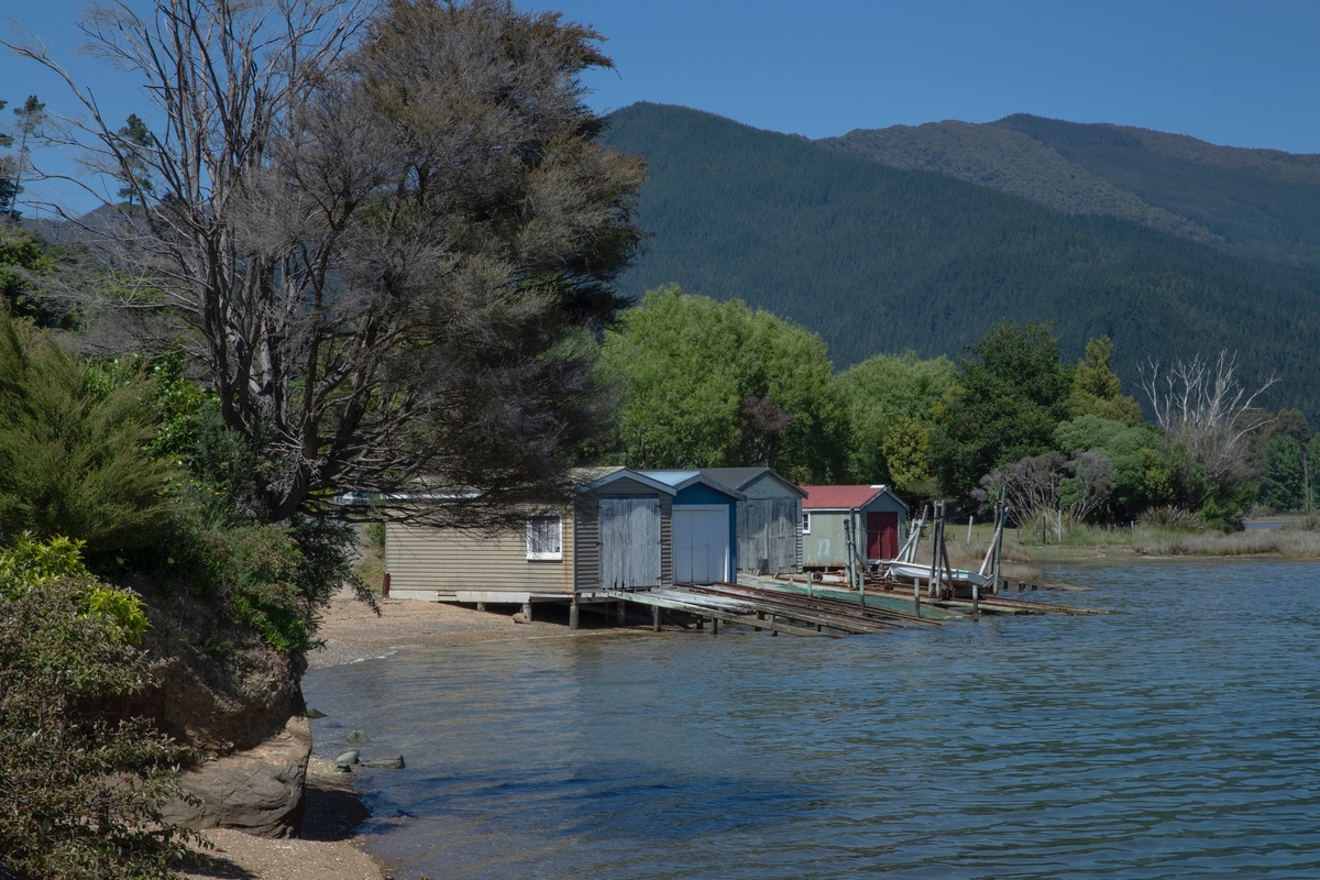 在微信公众号平台需要发布风光摄影外出实践教学活动成果展示请帮助取一个具有意味的标题