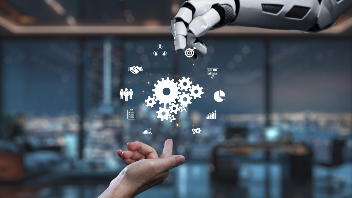 关于人机环境自然交互的共融机器人的发展见解不少于800字。