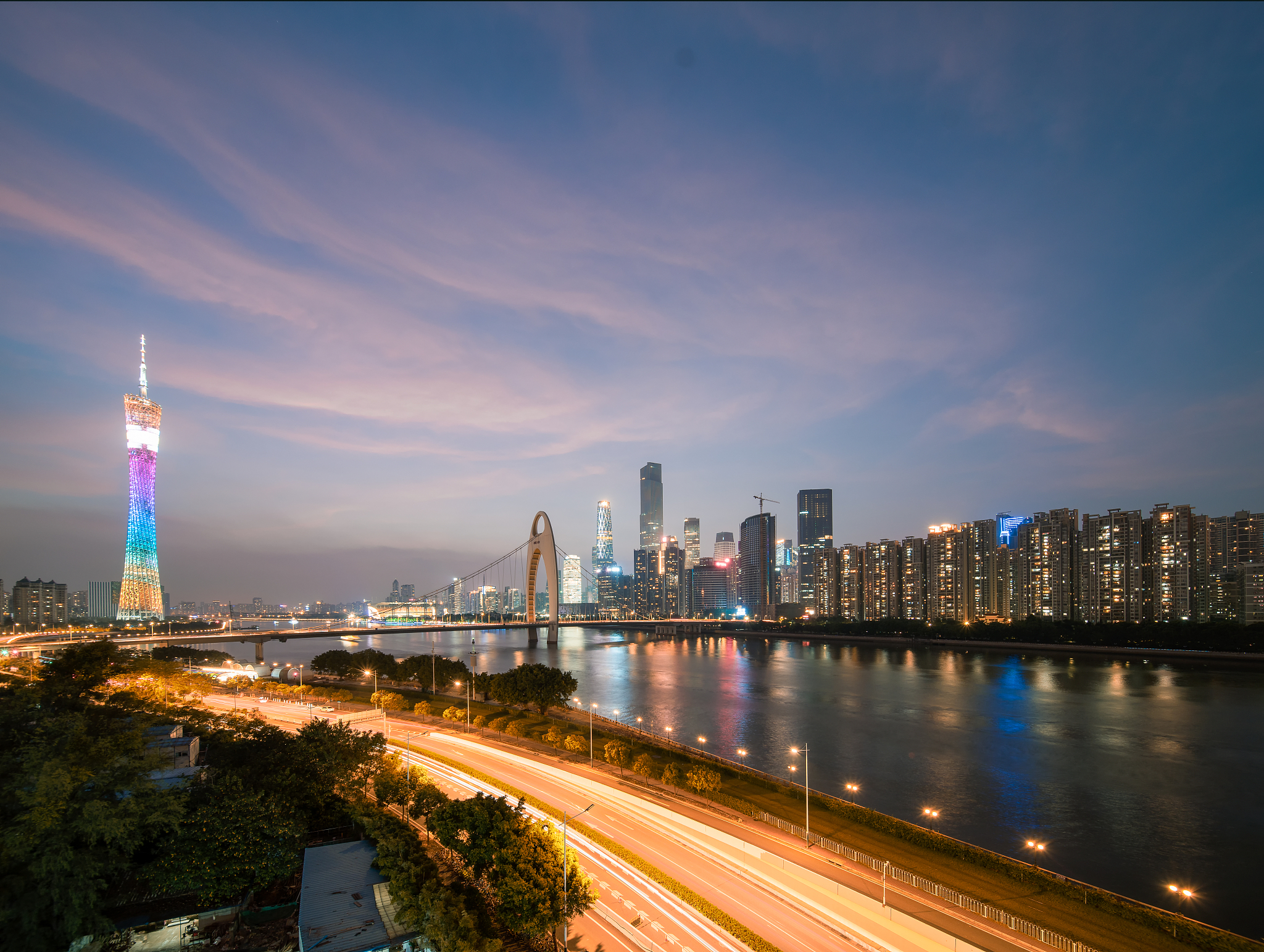 我想去广州的游玩，应该去哪些地方？