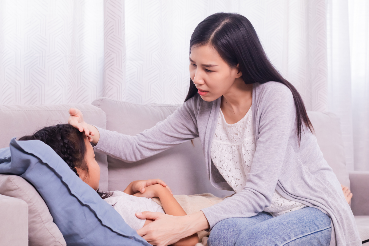 女朋友头疼怎么安慰她