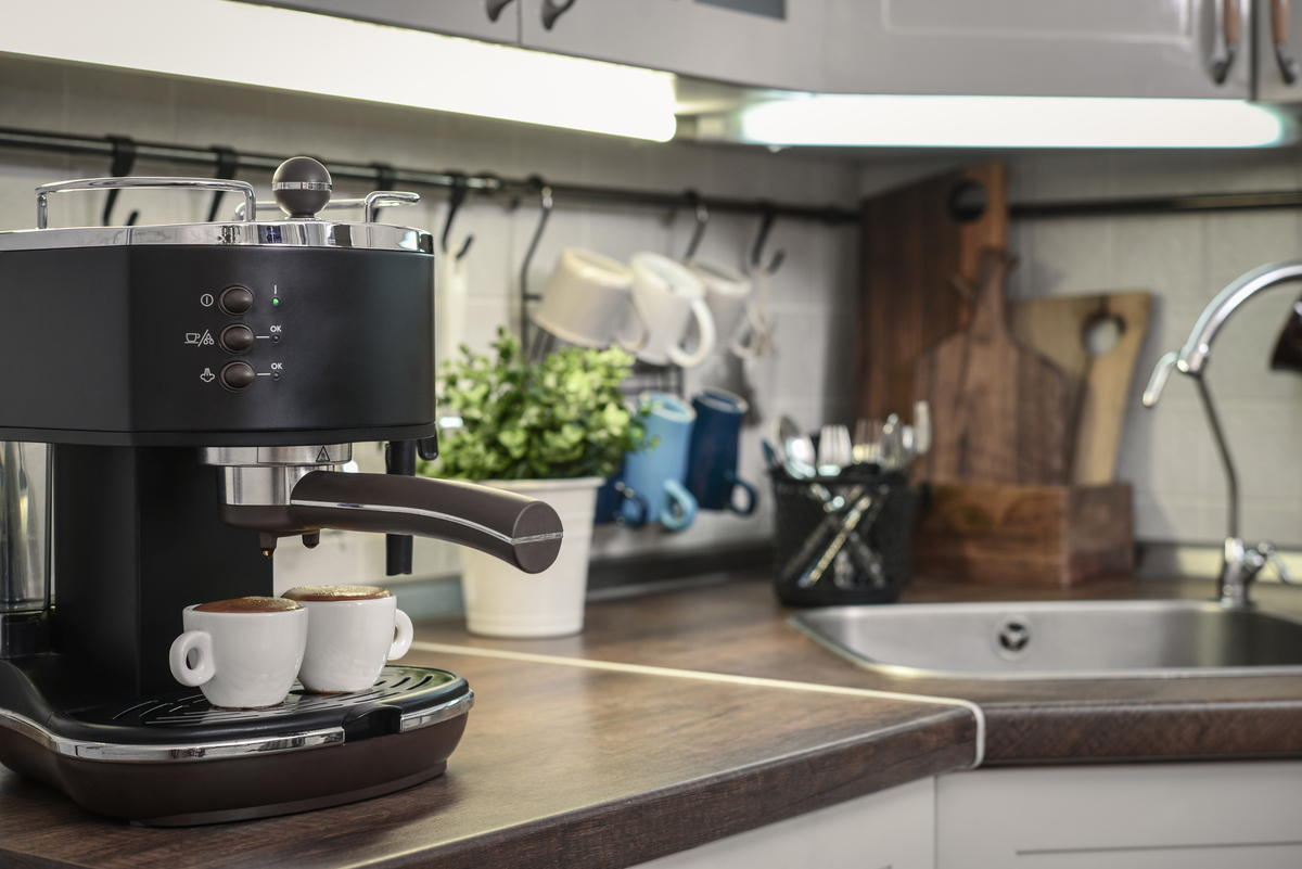 Coffee - Collaboration postCaptionFor the next 30 seconds experience with me what its like to create a selection of coffees using the miele Milk Perfection Coffee Machine and Miele coffee beans From g