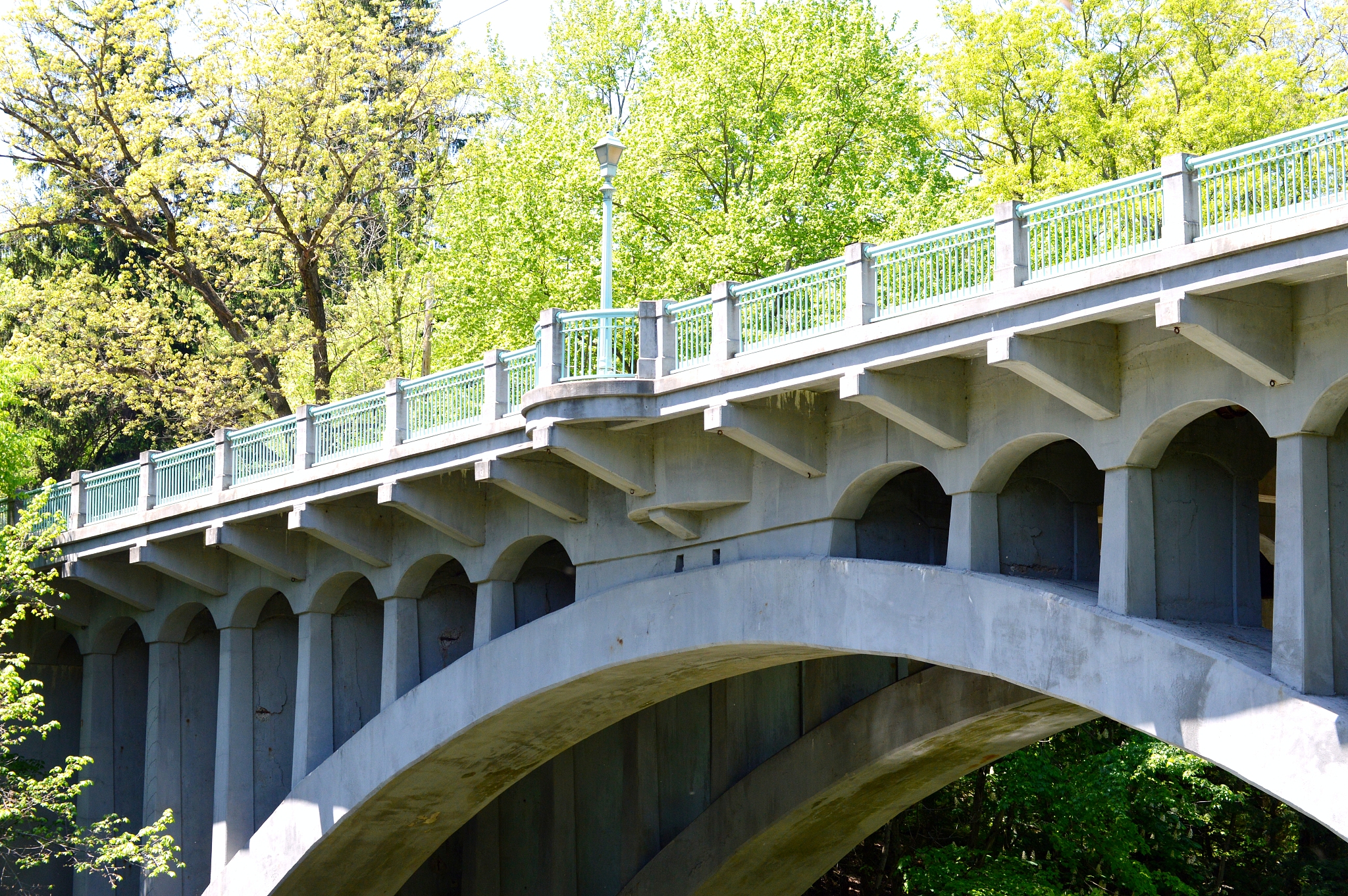四川开设有道路与桥梁工程技术专业的学校有哪些