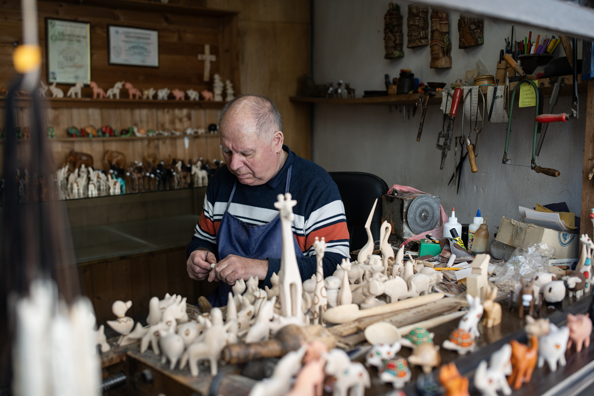 Handicraft Studio: Unleash Your Creativity with Our Craft Workshops