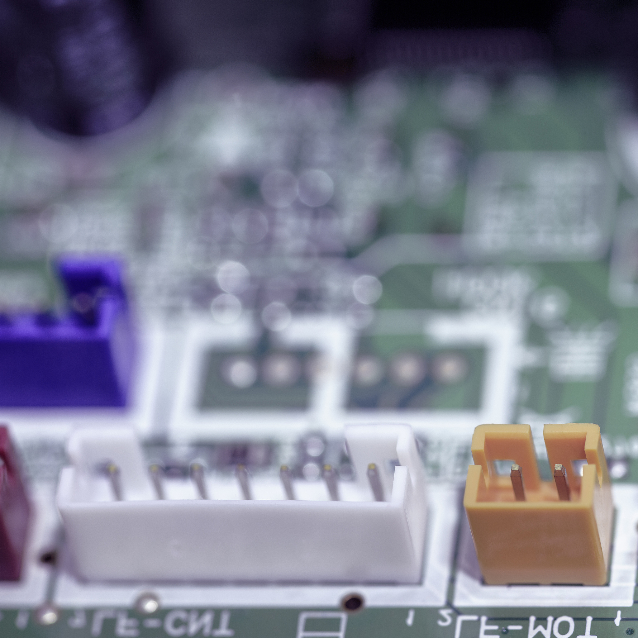 半导体分立器件塑封料选择指南: 温度、尺寸、性能等关键因素