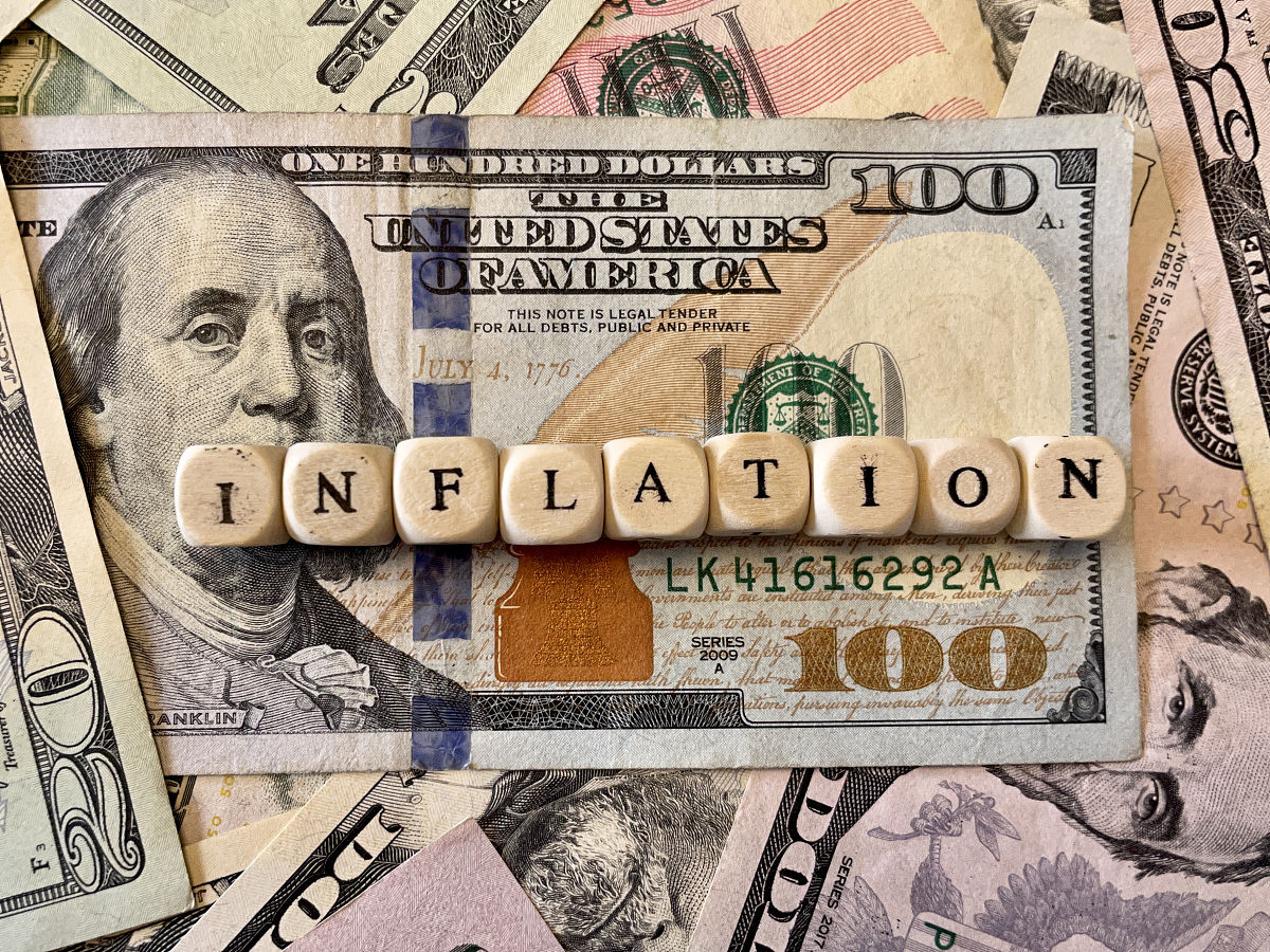 《穷查理宝典》有多少章每章主题