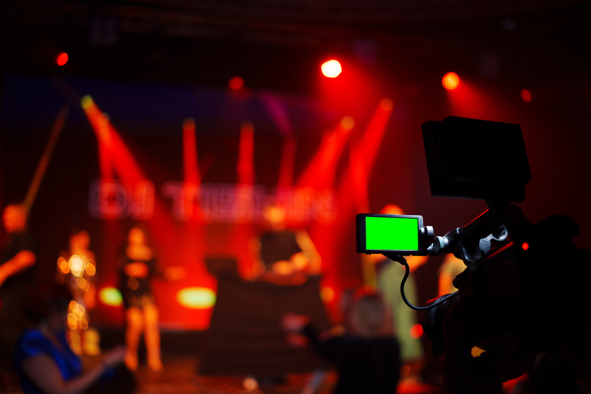 灯光师职责：舞台灯光设计与操作详解