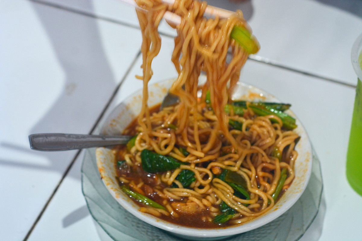 在昆明中午想吃卤面 推荐10家在大众点评里评分较高的