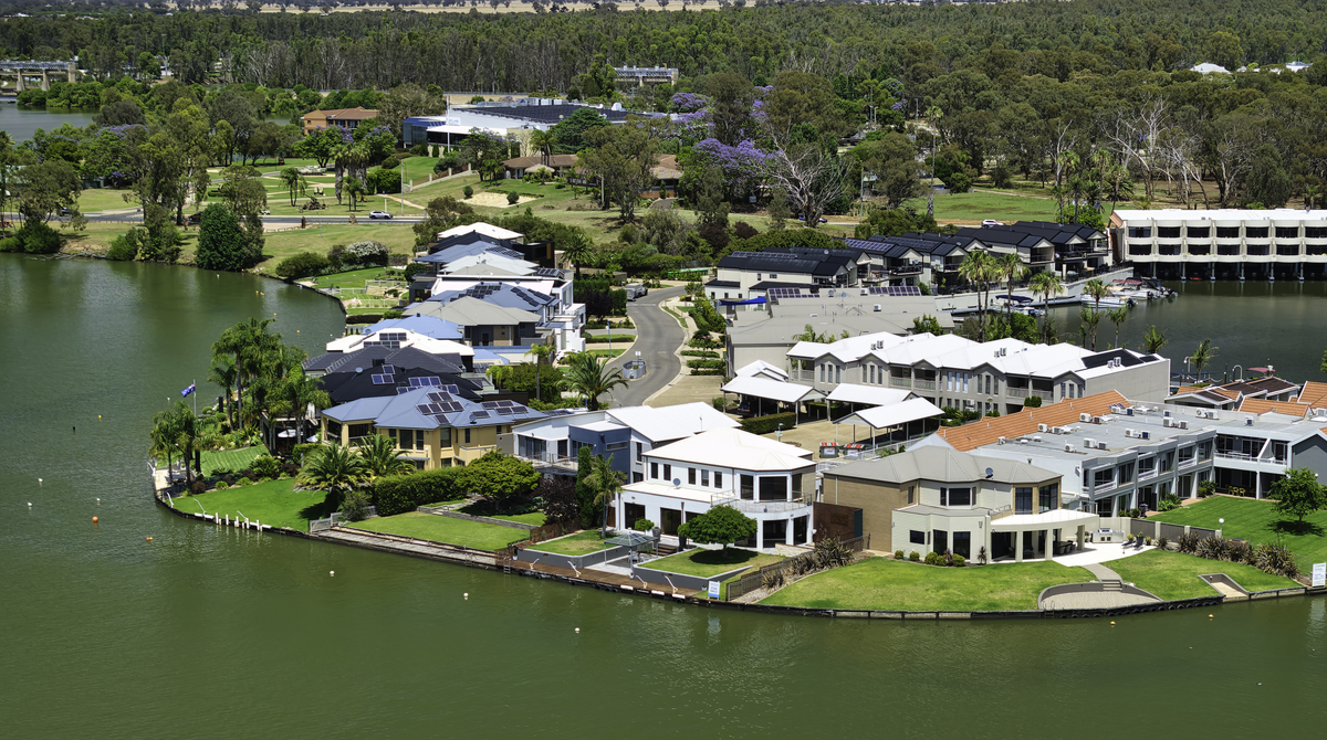 Ludang Lake Wetland Park Protection: Gaps in the Legal System