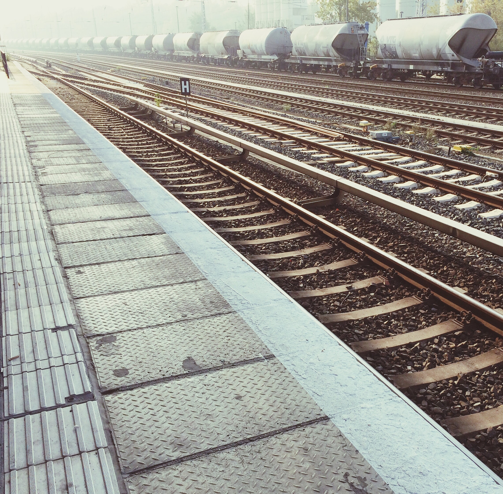 铁路职业院校招生对象：适合报考铁路专业的学生类型