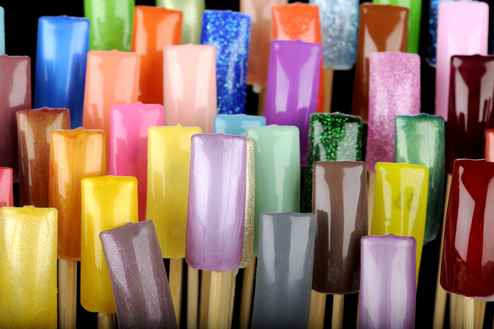 起一个店名关于美甲的比较文艺的列出5个其中含店字或者工作室