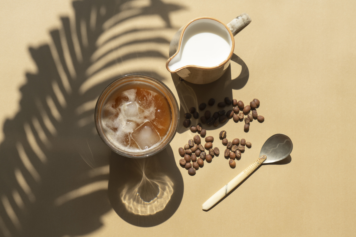 写一篇拍摄咖啡广告的文案不少于十分钟