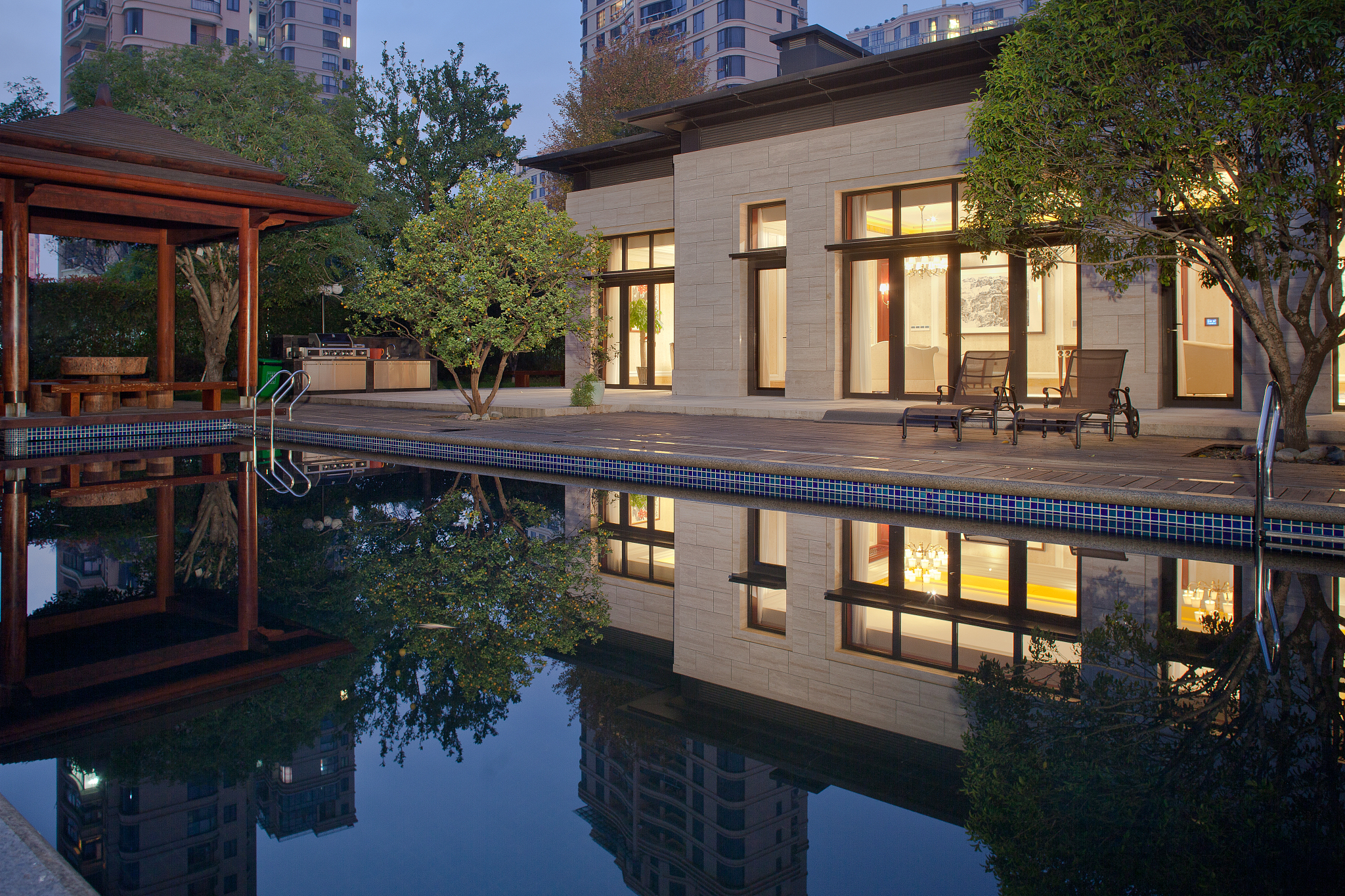 天鸿中央大院为啥卖这么久回答加拓展。