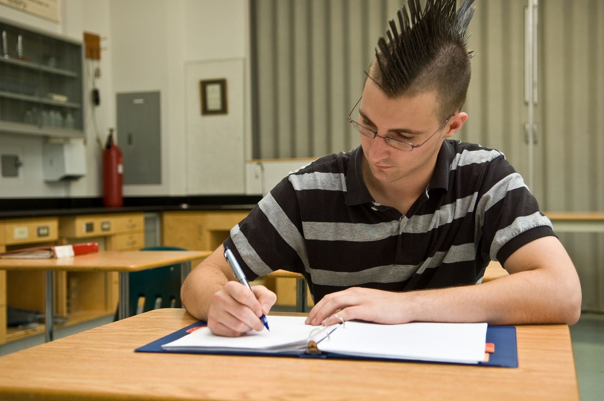 麻城工业学校2021年招生简章 - 报名时间、条件、流程